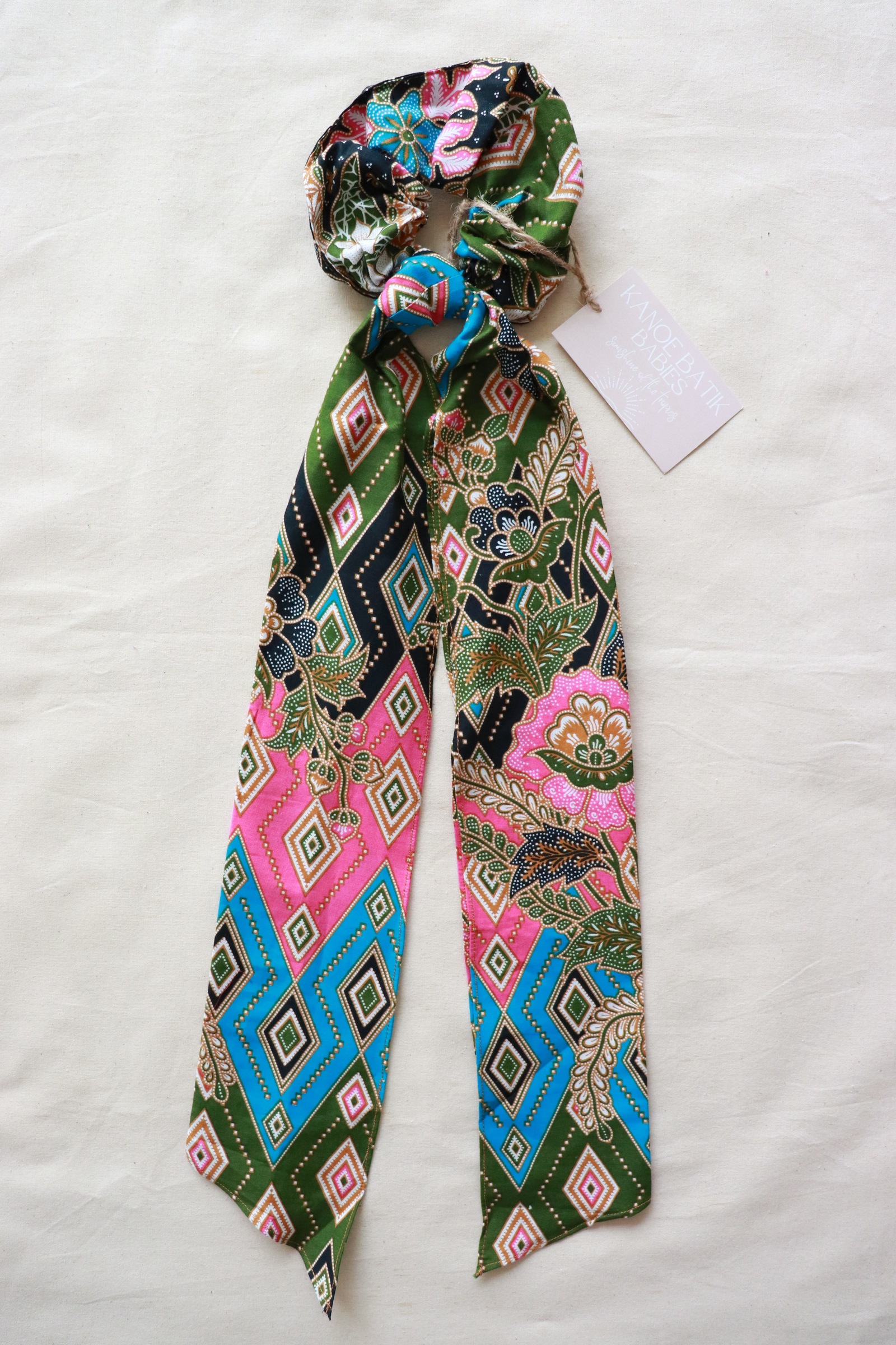Maxi Batik Scrunchie w/ Ribbon - Angelique