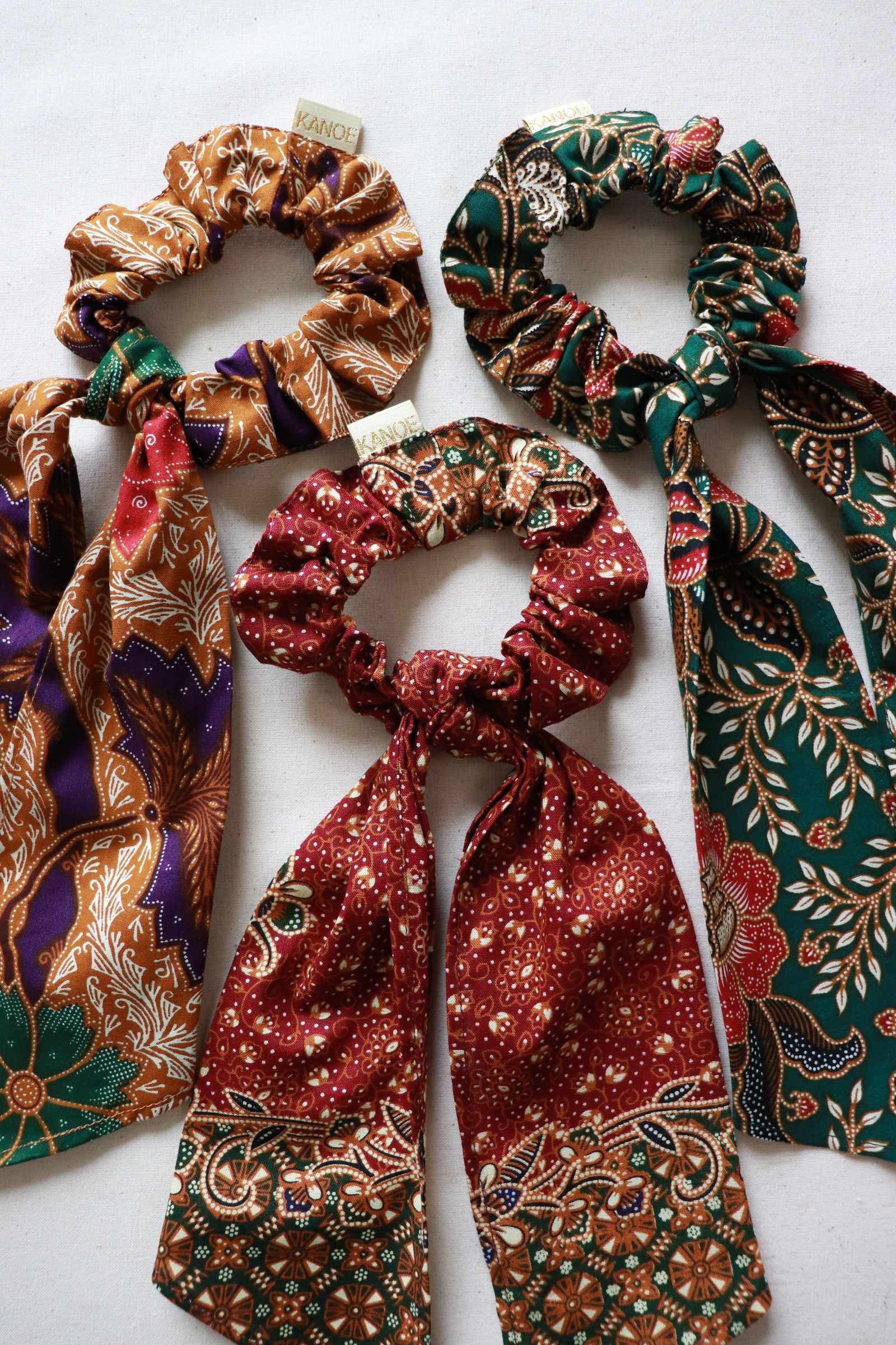 Batik Scrunchie w/ Ribbon [Set of 3] - Farrah