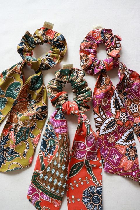 batik-scrunchie-with-ribbon-set-of-three12