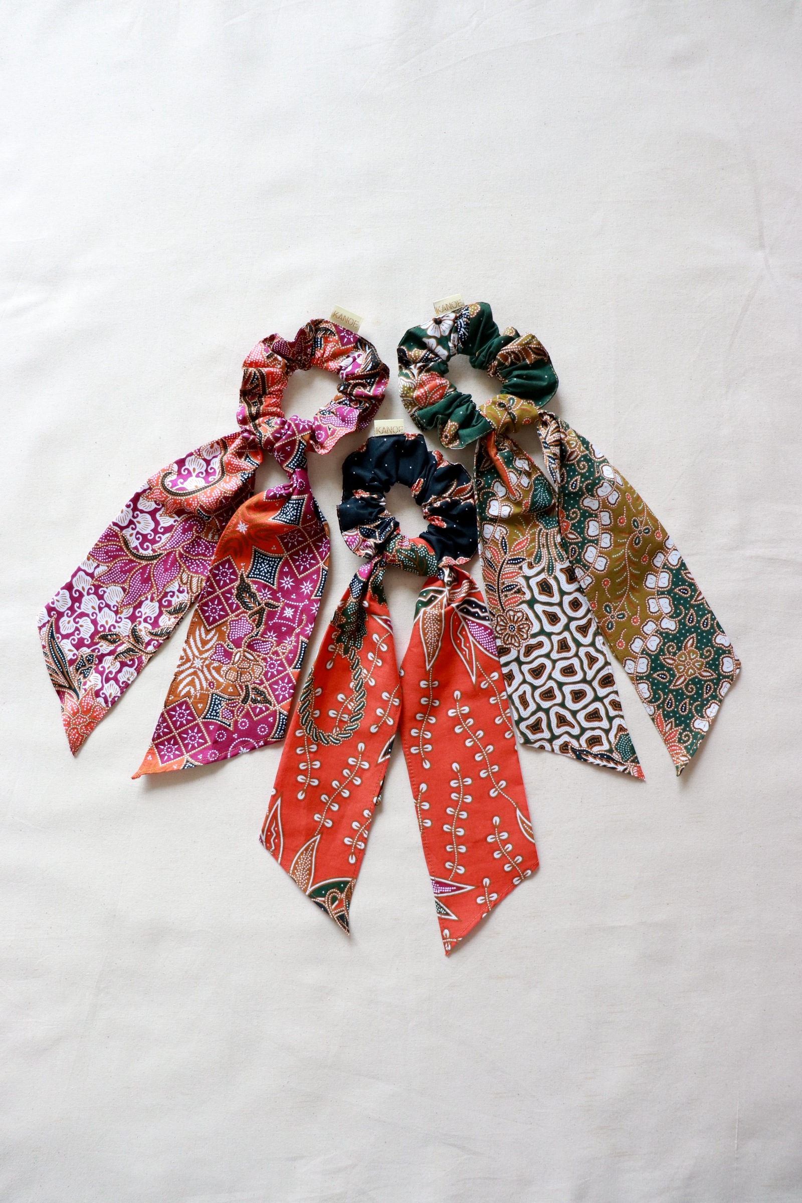 Batik Scrunchie w/ Ribbon [Set of 3] - Kamilah