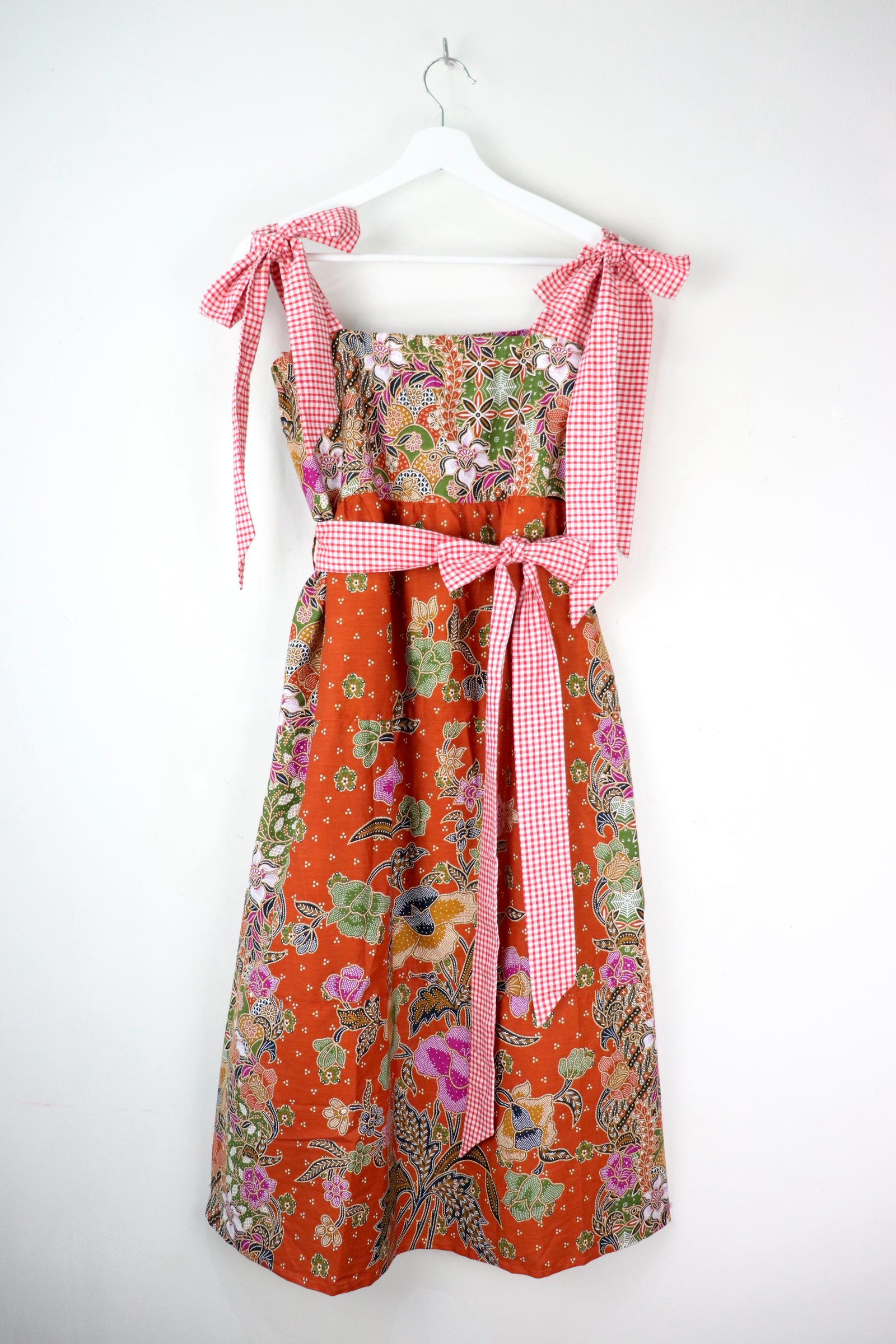 BE PRESENT Christmas Dress - Clementine Angel