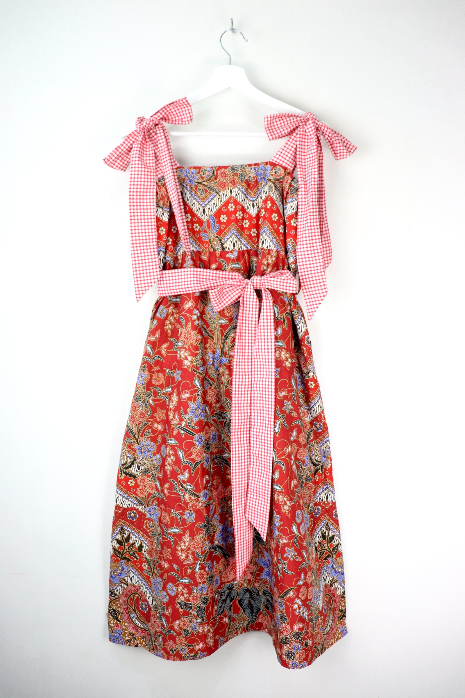 BE PRESENT Christmas Dress - December Date