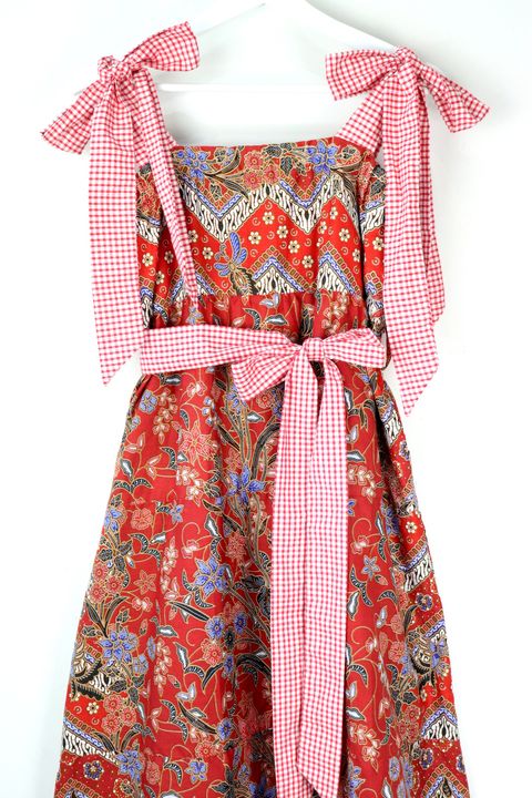 Christmas-batiik-gingham-dress-19