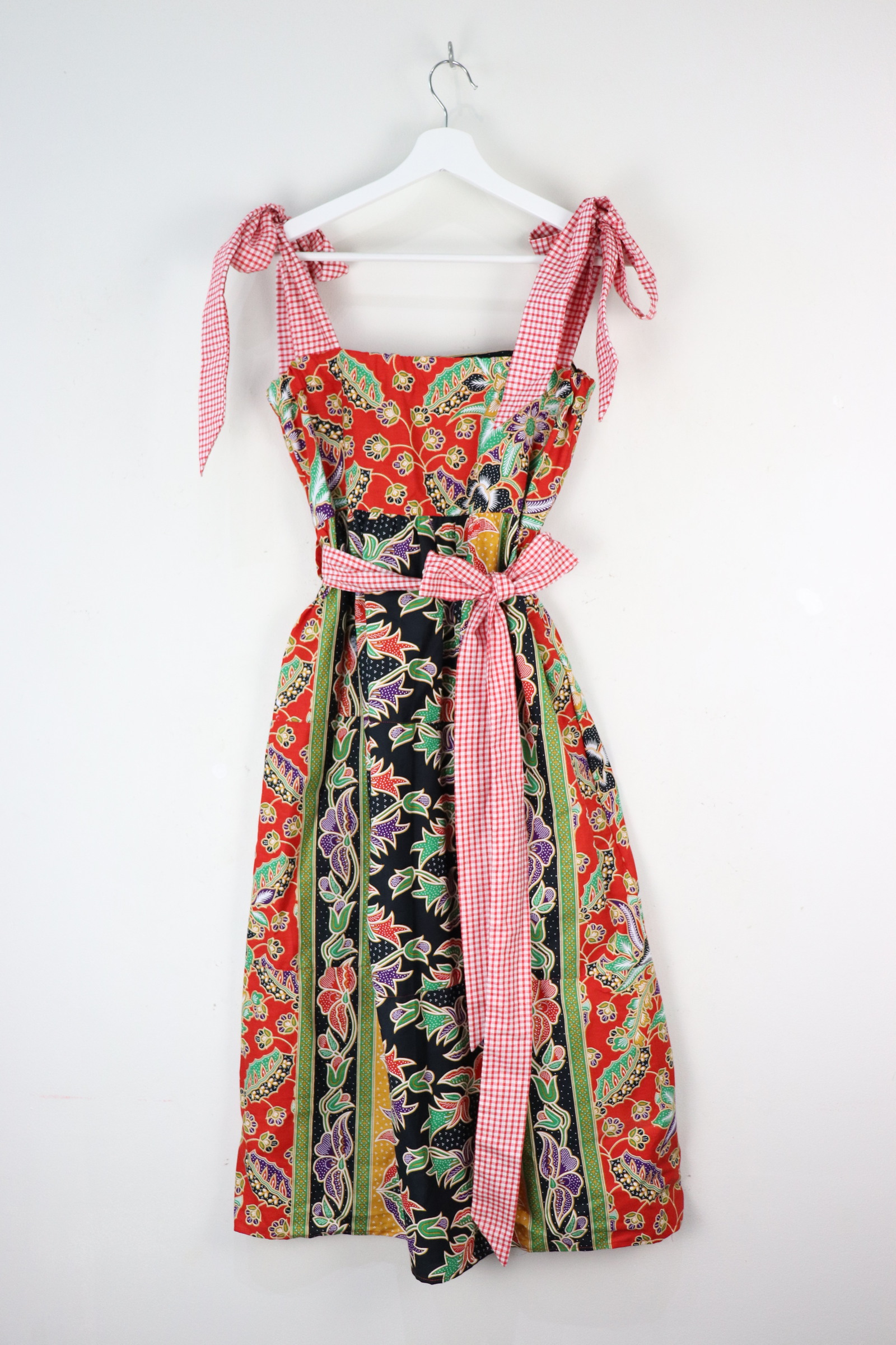 BE PRESENT Christmas Dress - Joy to the World