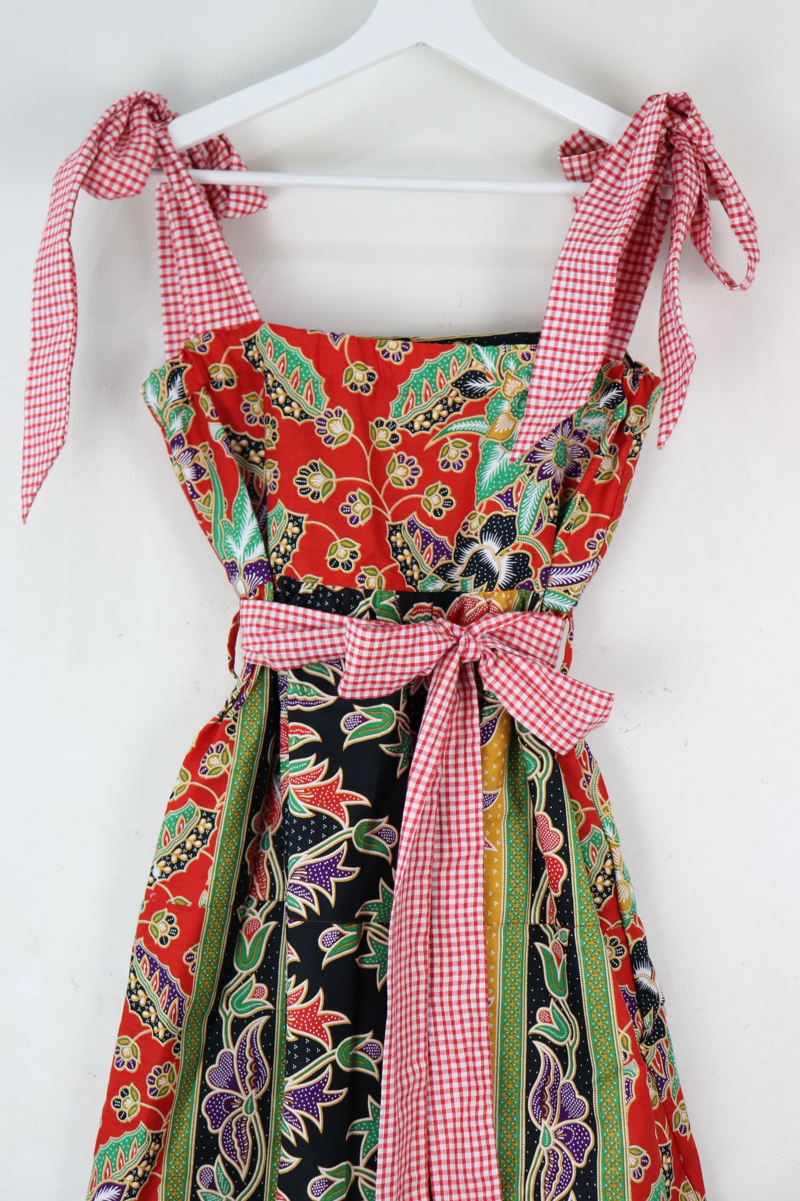 BE PRESENT Christmas Dress - Joy to the World