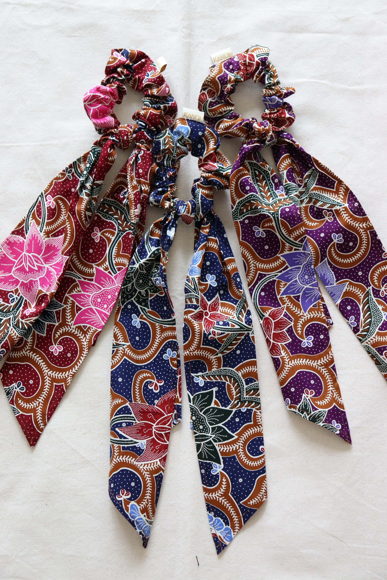 Batik Scrunchie w/ Ribbon [Set of 3] - Ria