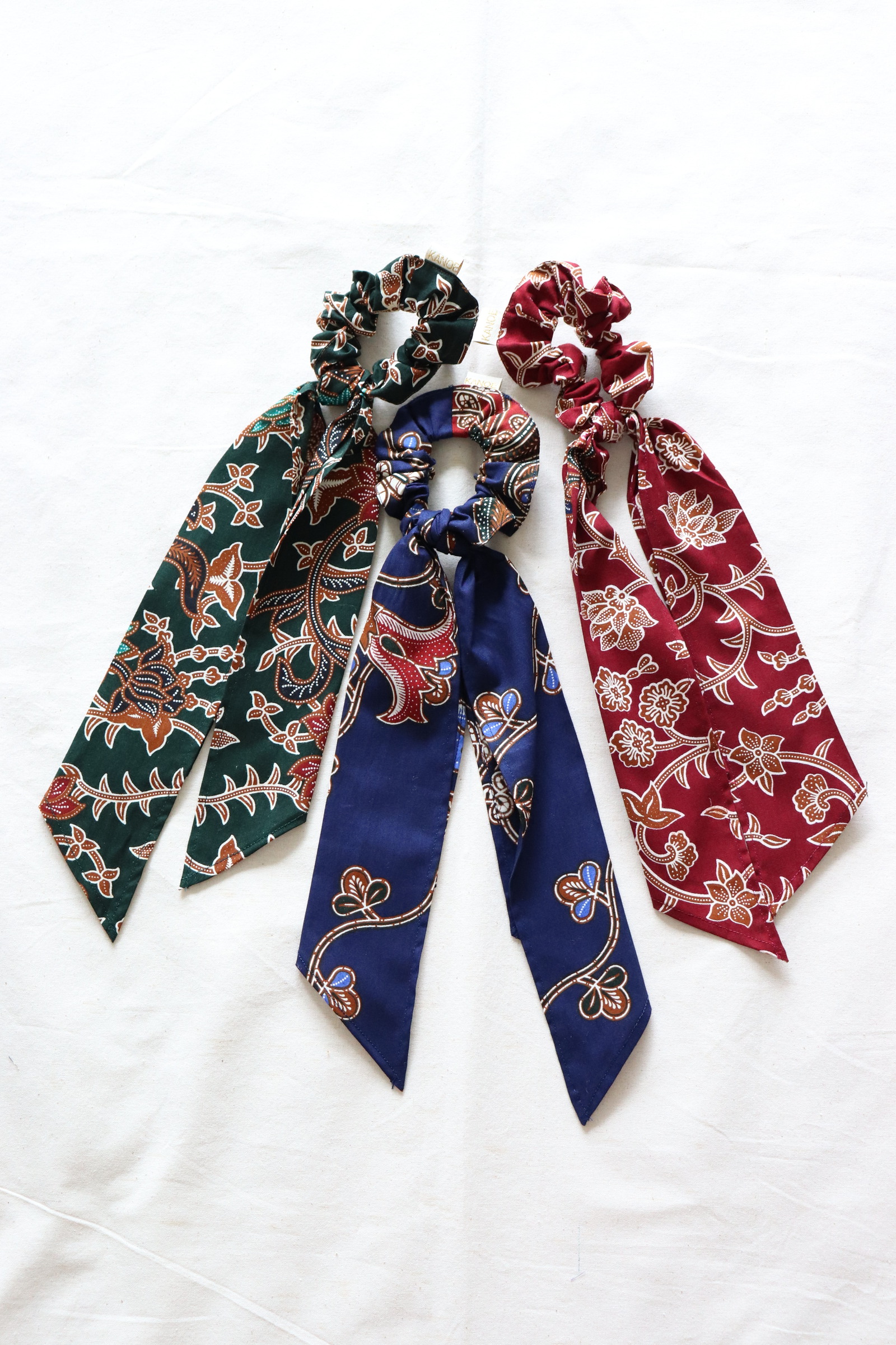 Batik Scrunchie w/ Ribbon [Set of 3] - Bea