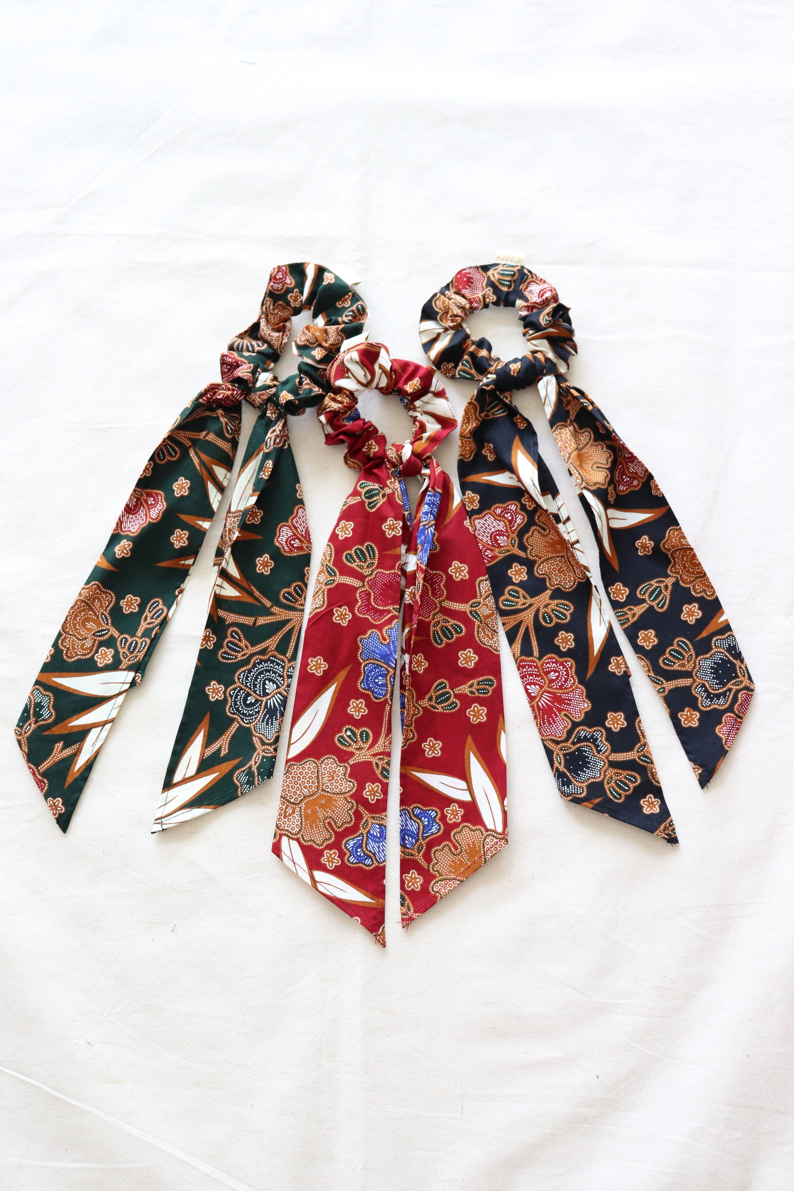 Batik Scrunchie w/ Ribbon [Set of 3] - Eloise