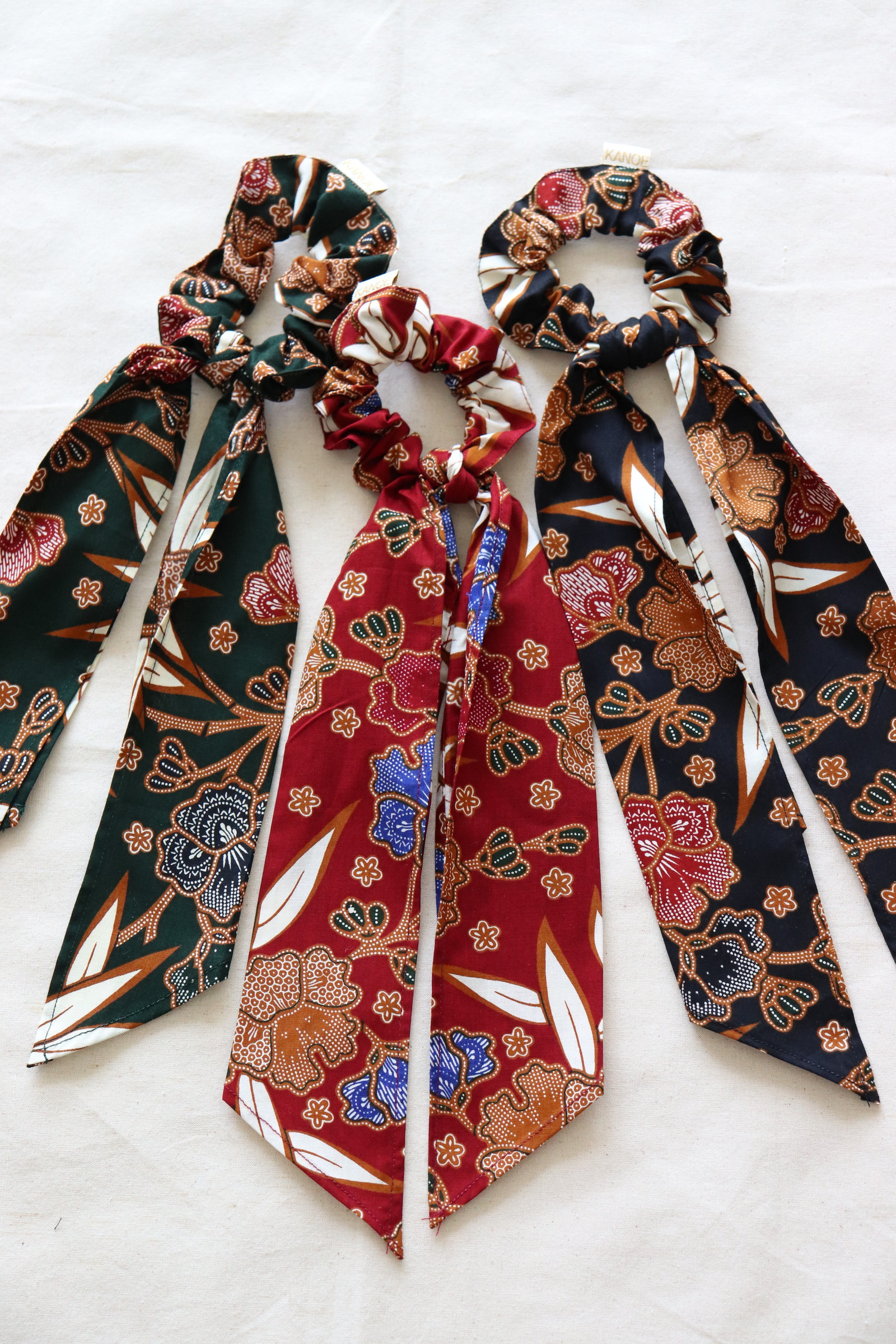 Batik Scrunchie w/ Ribbon [Set of 3] - Eloise