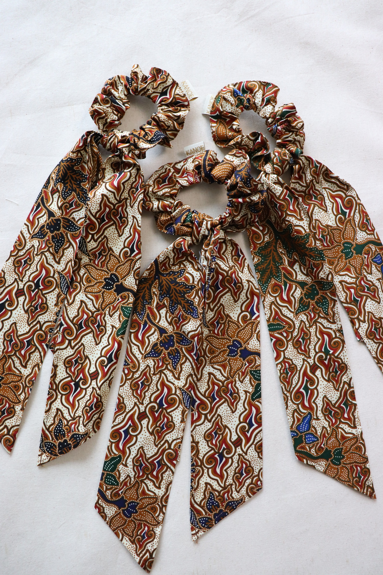 Batik Scrunchie w/ Ribbon [Set of 3] - Clouds