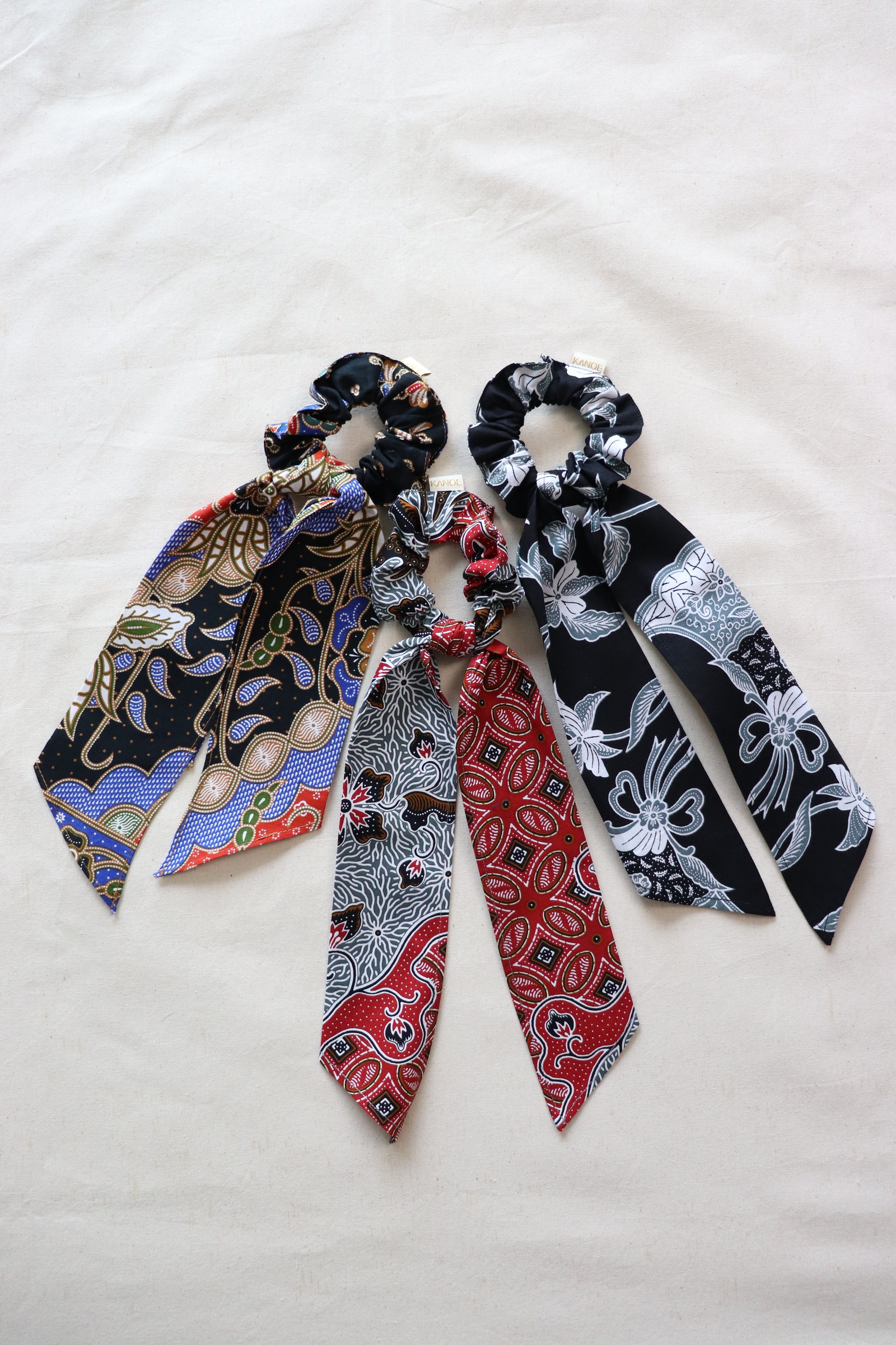 Batik Scrunchie w/ Ribbon [Set of 3] - Koi