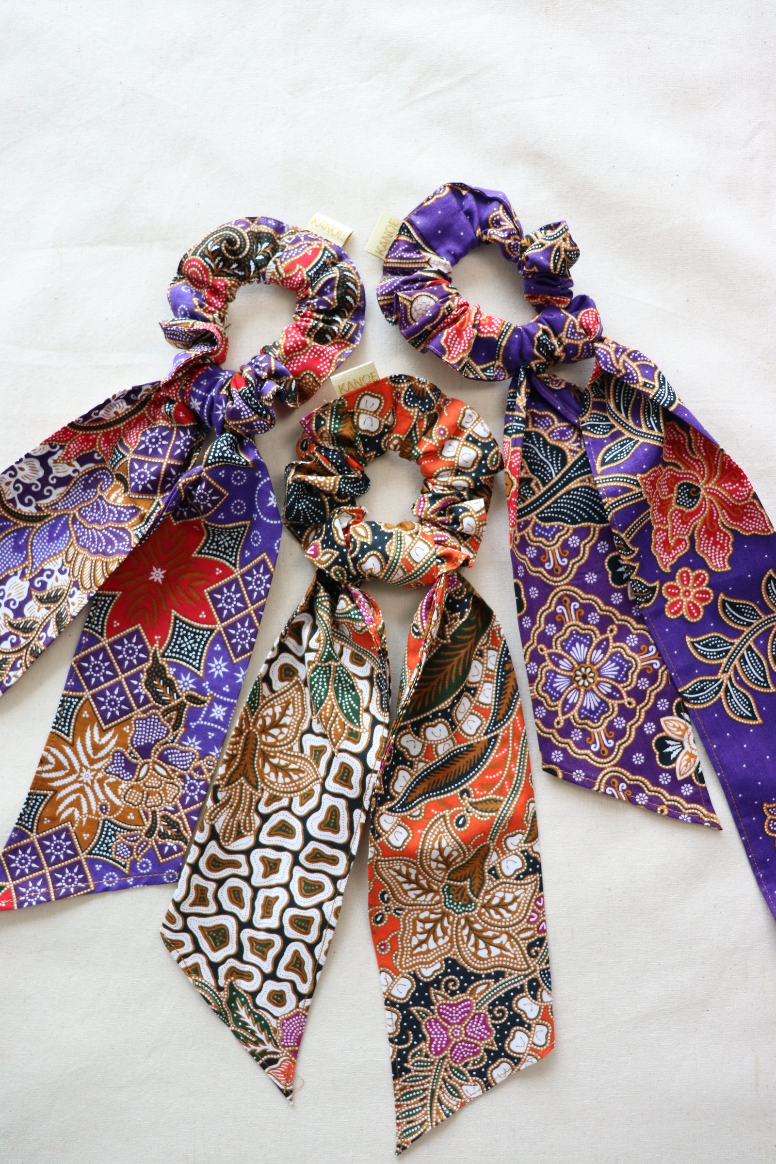 Batik Scrunchie w/ Ribbon [Set of 3] - Tropical Tile