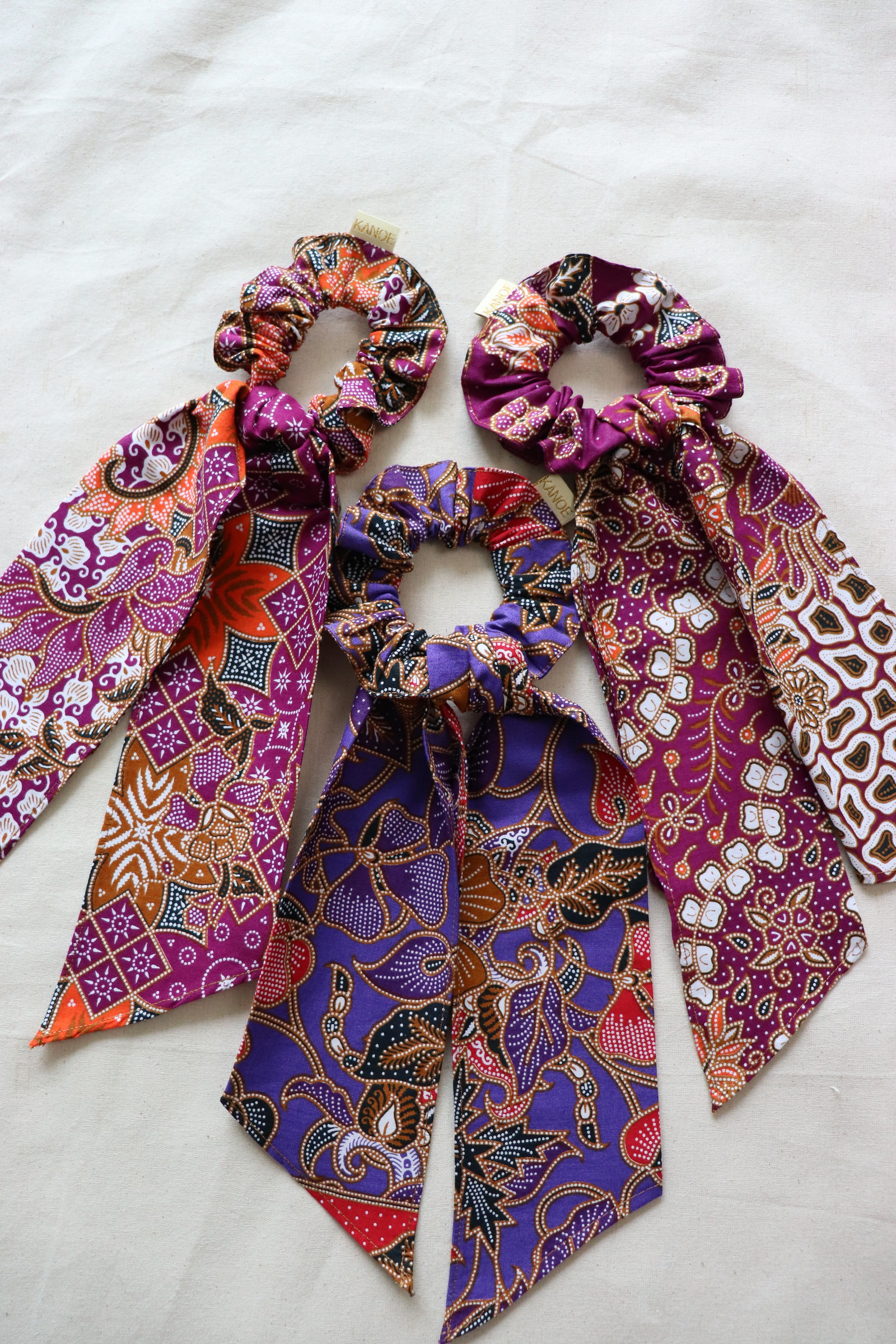 Batik Scrunchie w/ Ribbon [Set of 3] - Jam