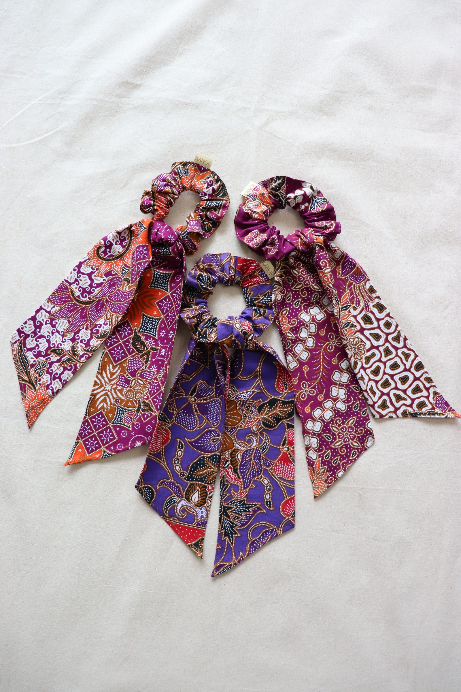 Batik Scrunchie w/ Ribbon [Set of 3] - Jam