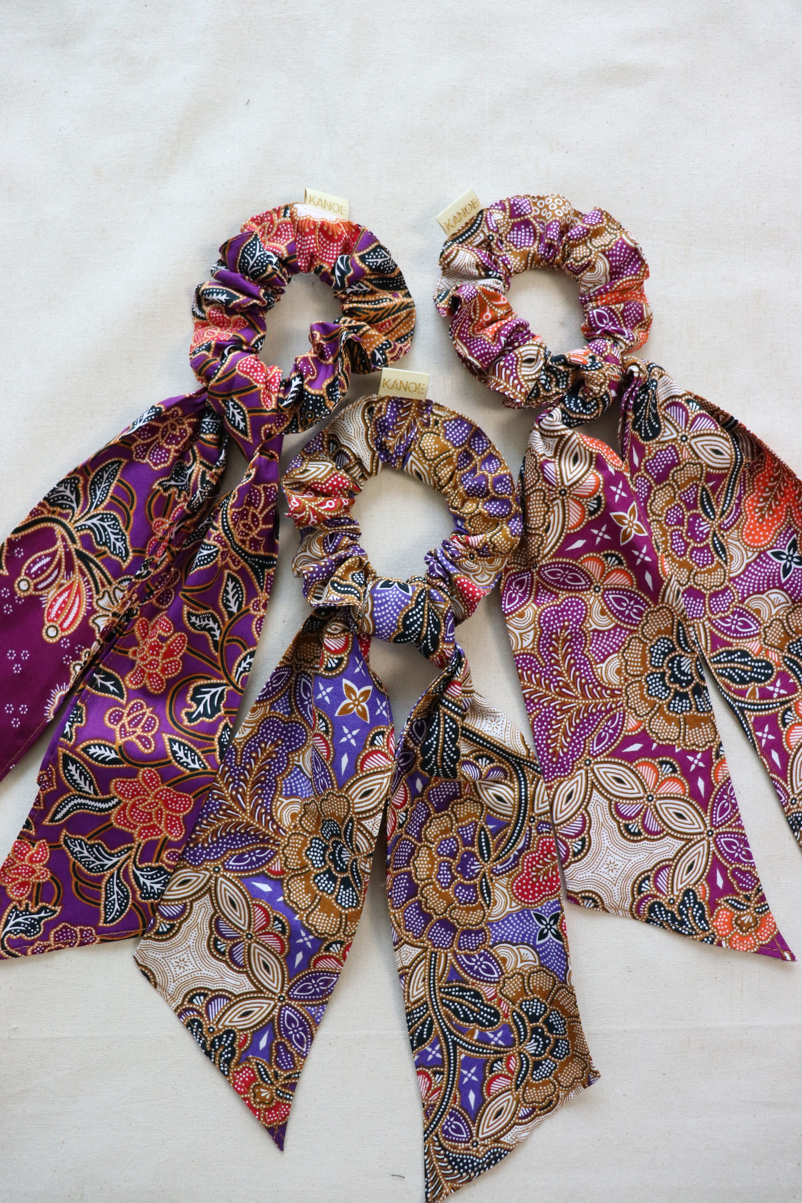Batik Scrunchie w/ Ribbon [Set of 3] - Sweet Nightshade