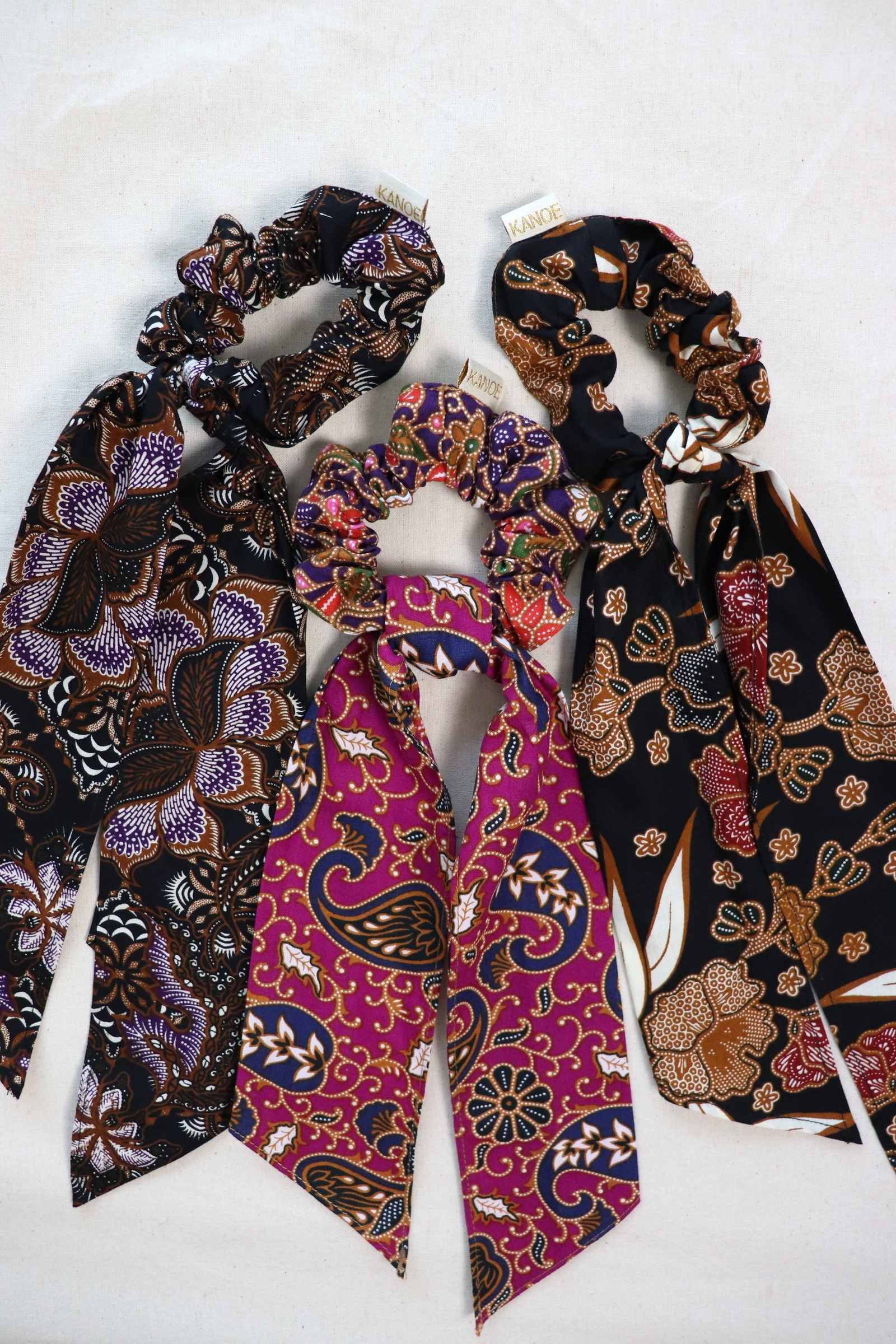 Batik Scrunchie w/ Ribbon [Set of 3] - Elfin