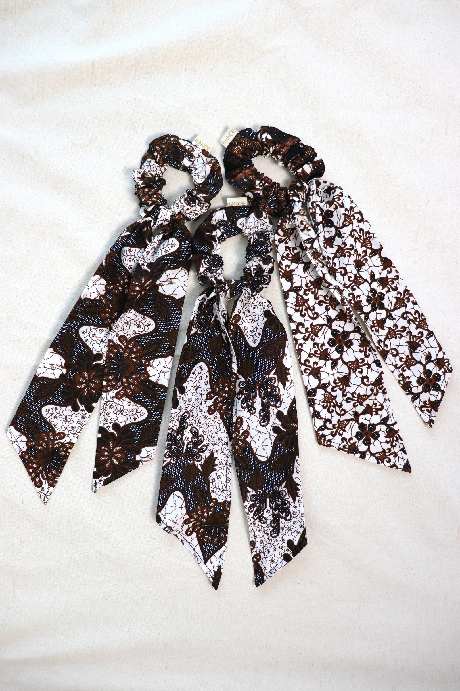 Batik Scrunchie w/ Ribbon [Set of 3] - Glitter