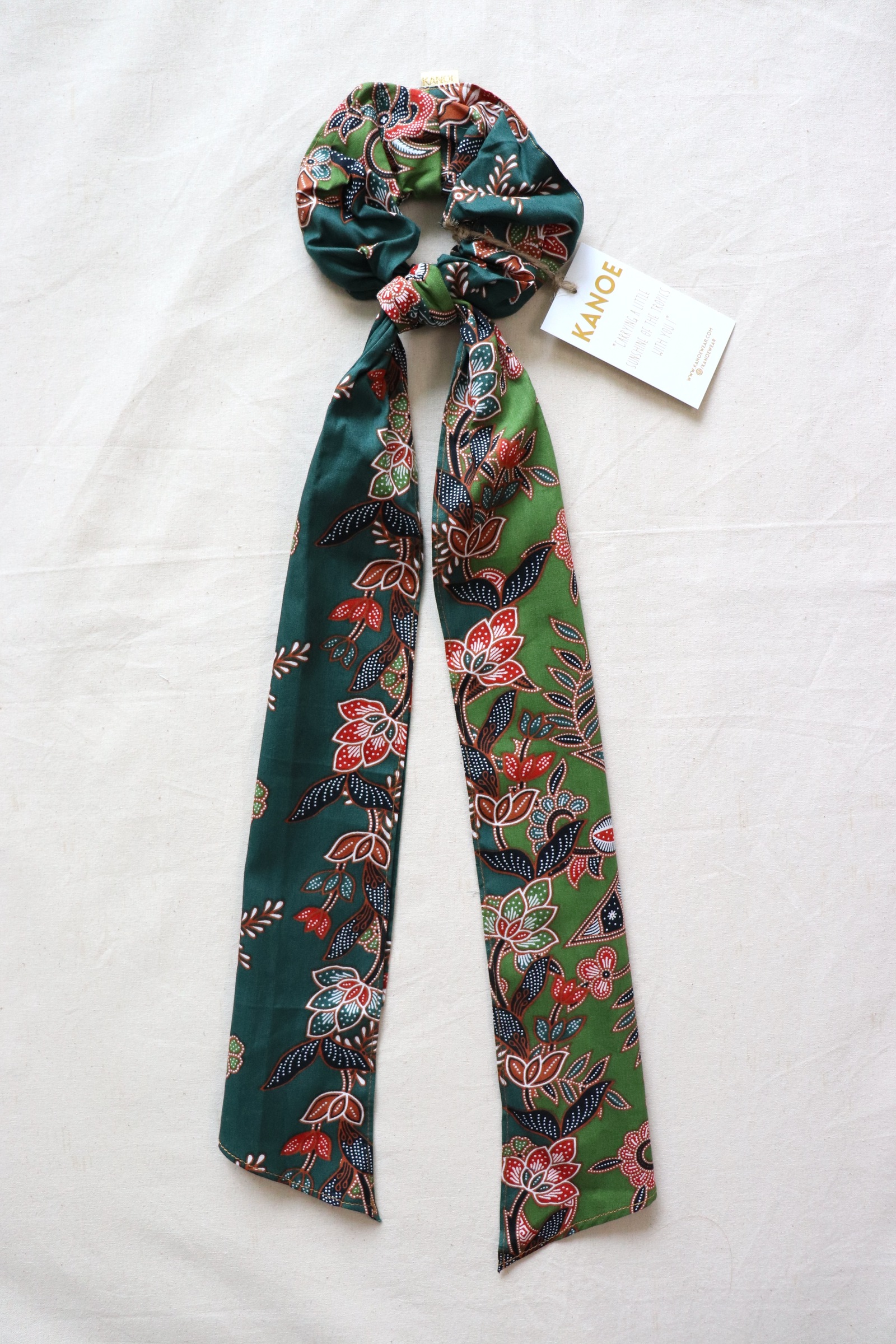 Maxi Batik Scrunchie w/ Ribbon - Dahlia