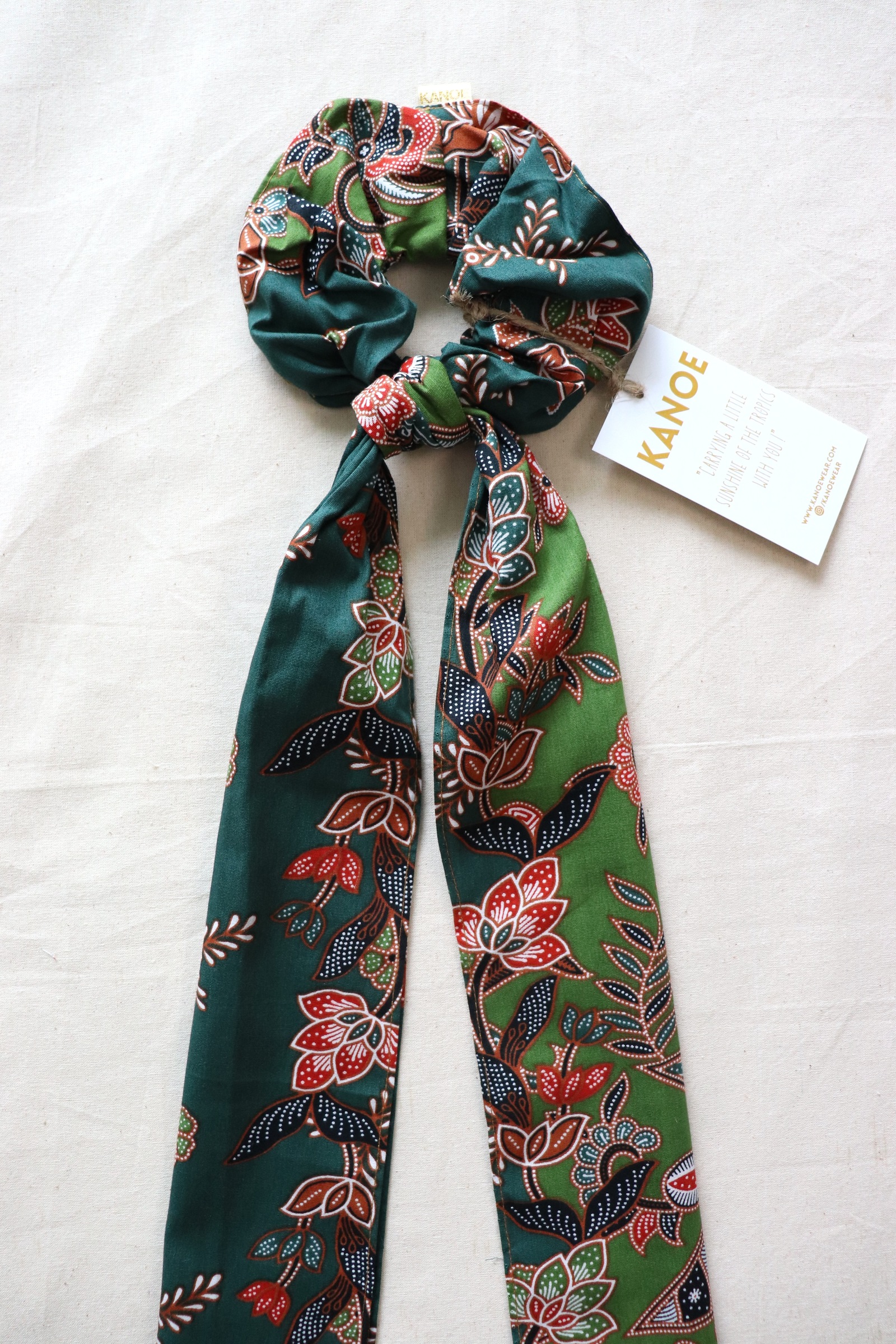 Maxi Batik Scrunchie w/ Ribbon - Dahlia