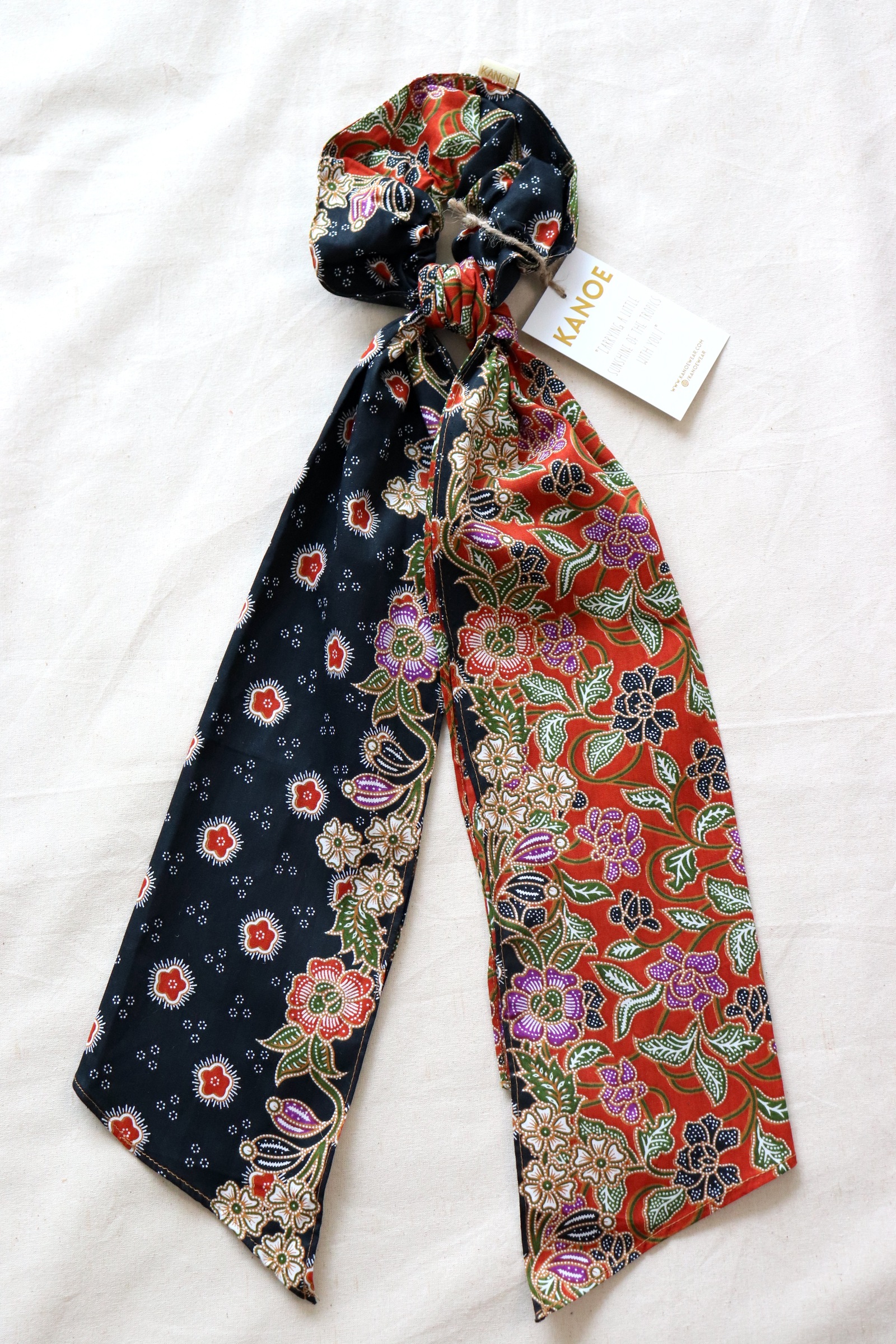 Maxi Batik Scrunchie w/ Ribbon - Diya