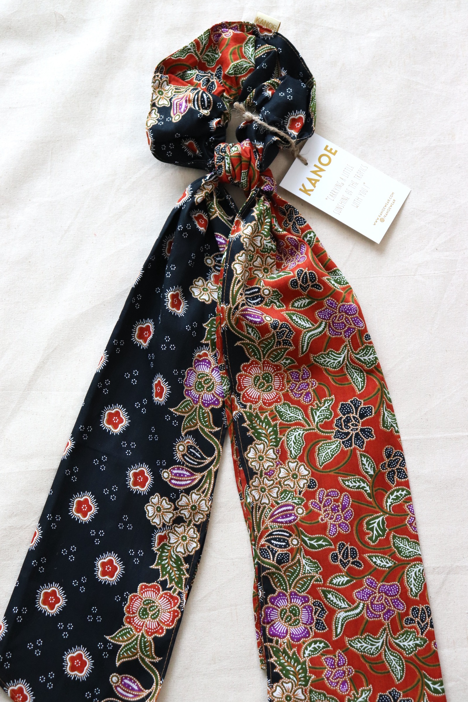 Maxi Batik Scrunchie w/ Ribbon - Diya
