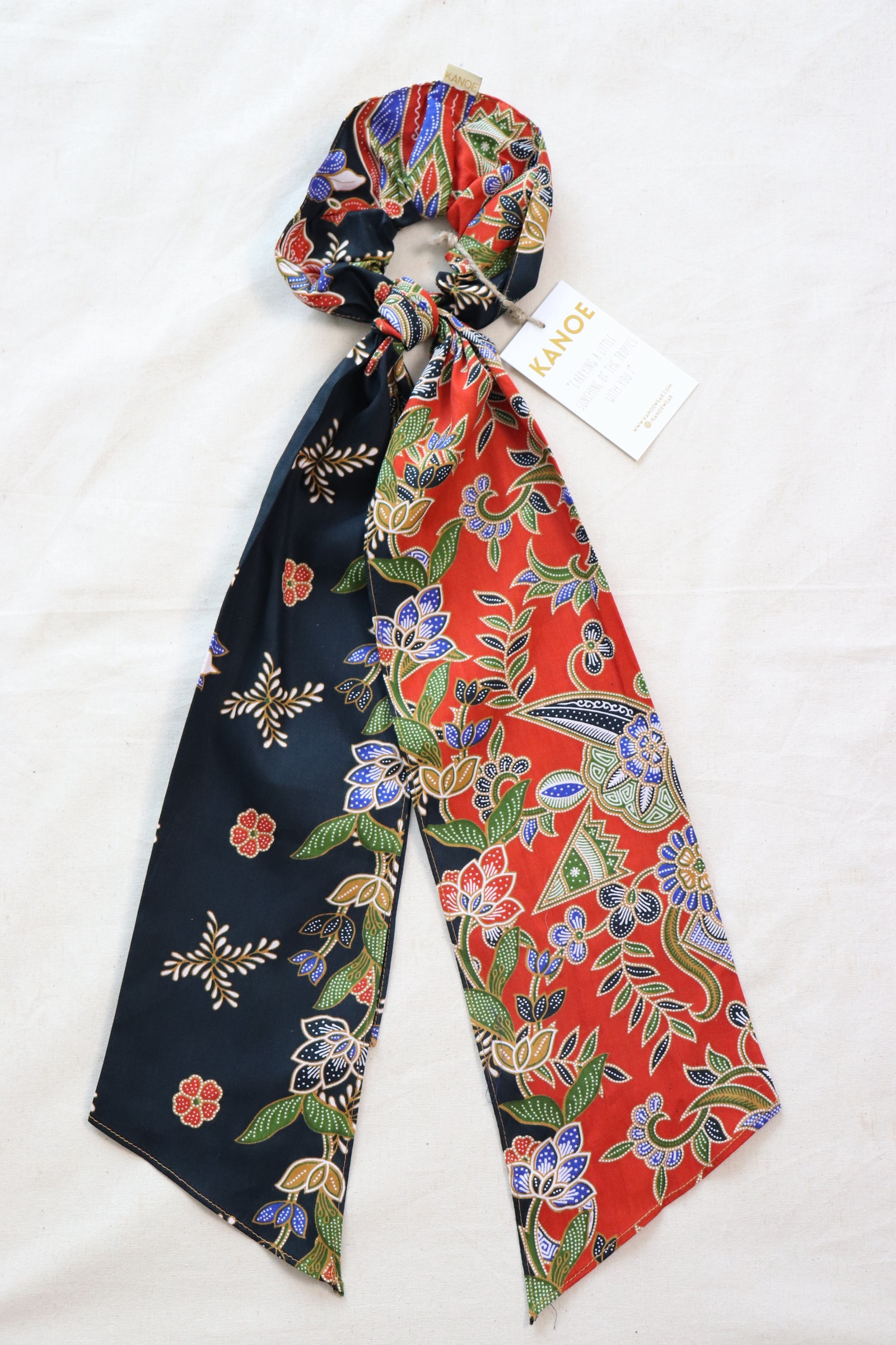 Maxi Batik Scrunchie w/ Ribbon - Mariam