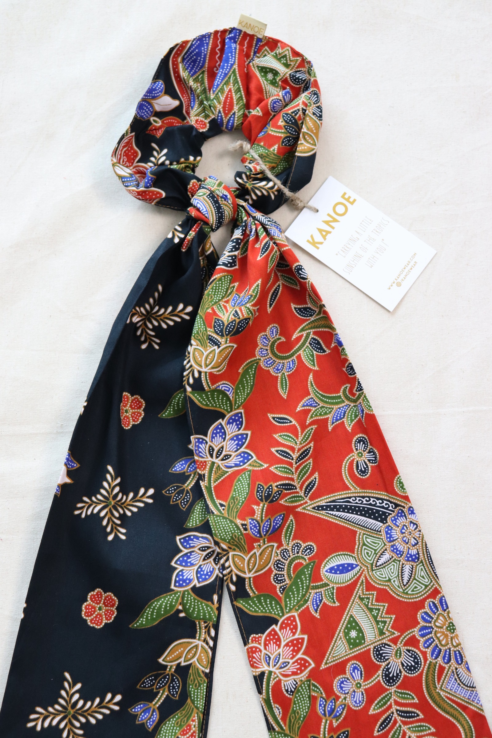 Maxi Batik Scrunchie w/ Ribbon - Mariam