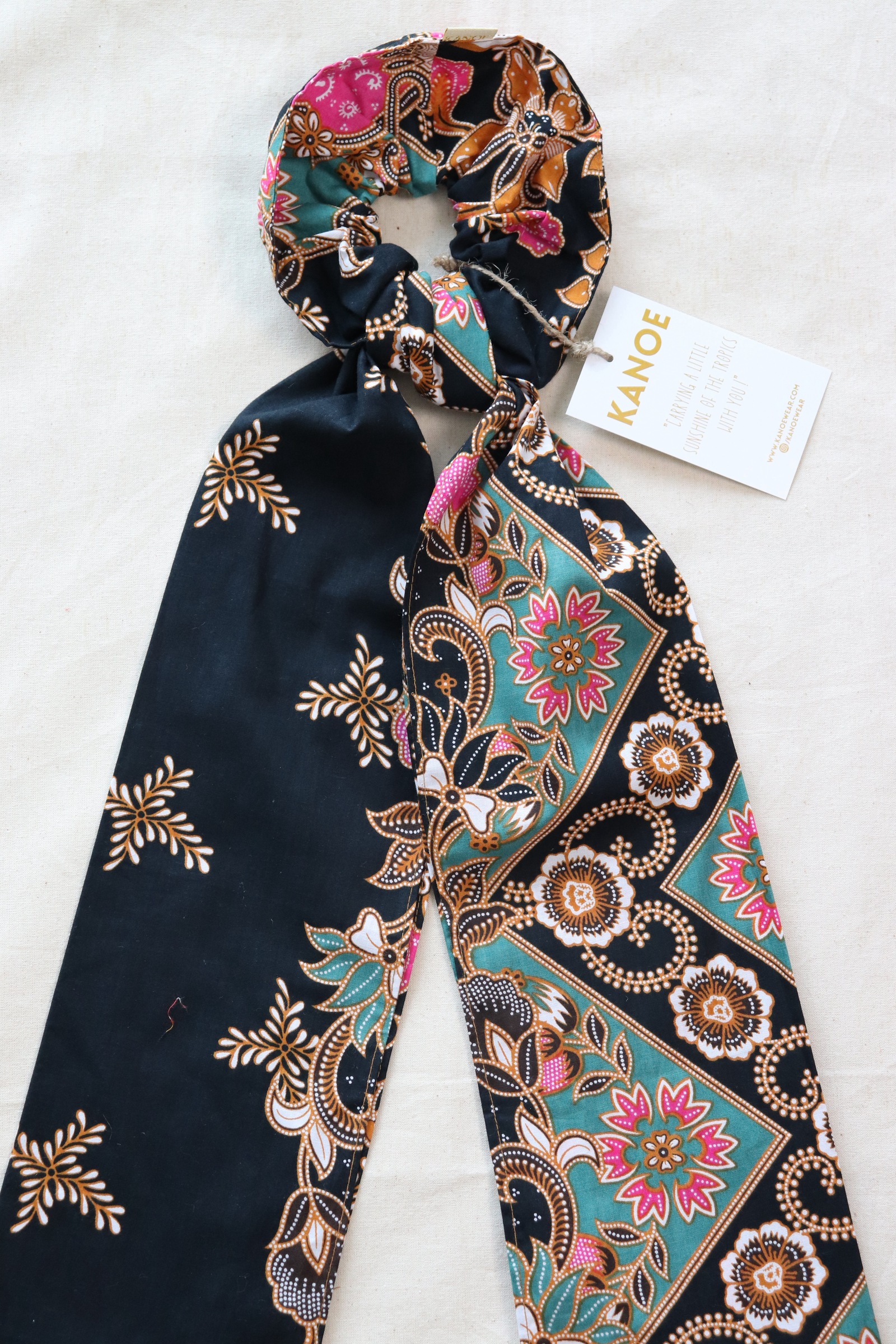 Maxi Batik Scrunchie w/ Ribbon - Raven