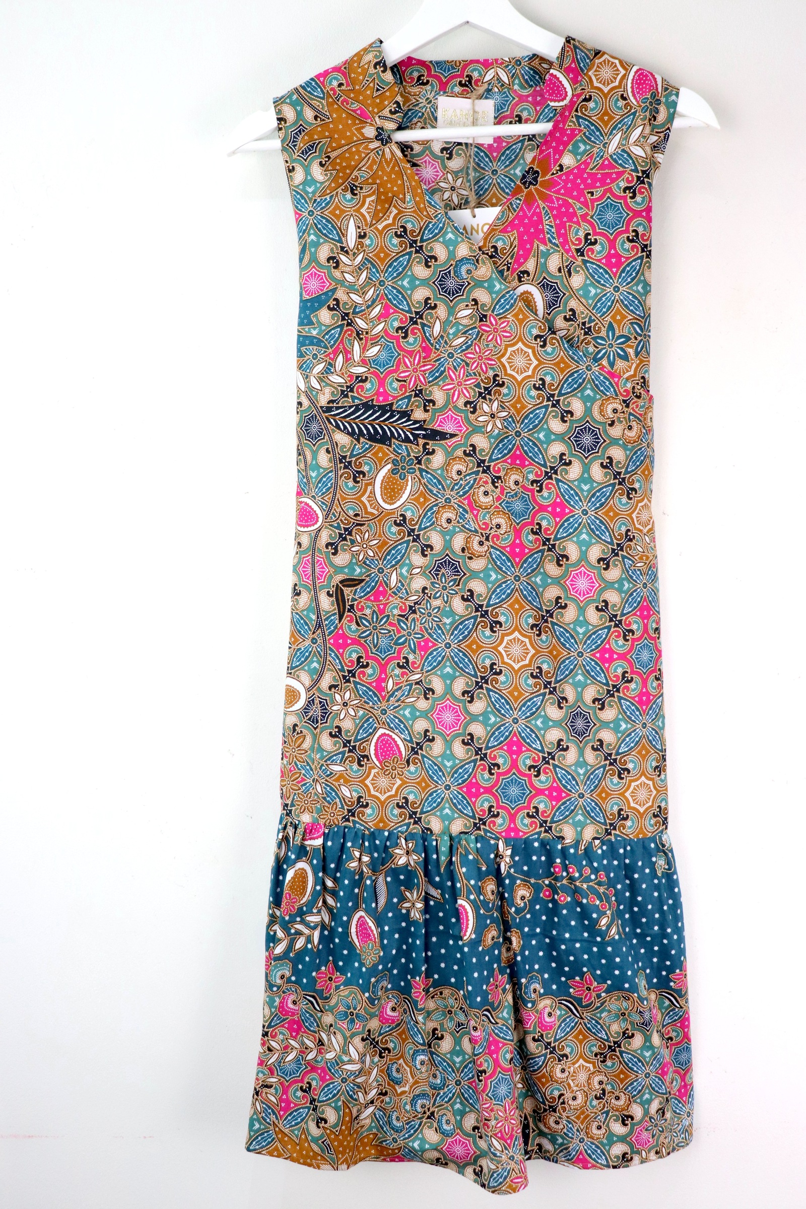 Mermaid Frou Qi Pao - Turquoise Stones [ M - L ]