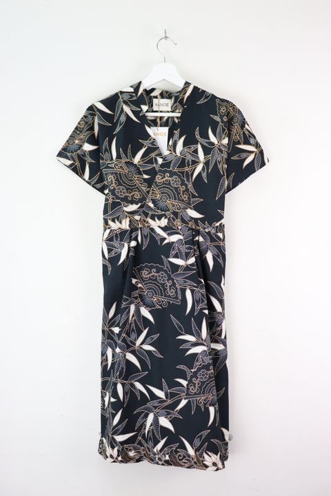 Kimono-wrap-dress-with-mandarin-collar-4