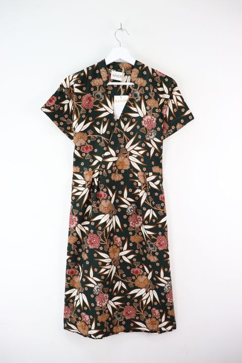 Kimono-wrap-dress-with-mandarin-collar-6