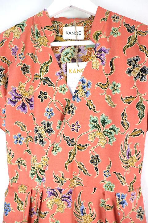 Kimono-wrap-dress-with-mandarin-collar-24