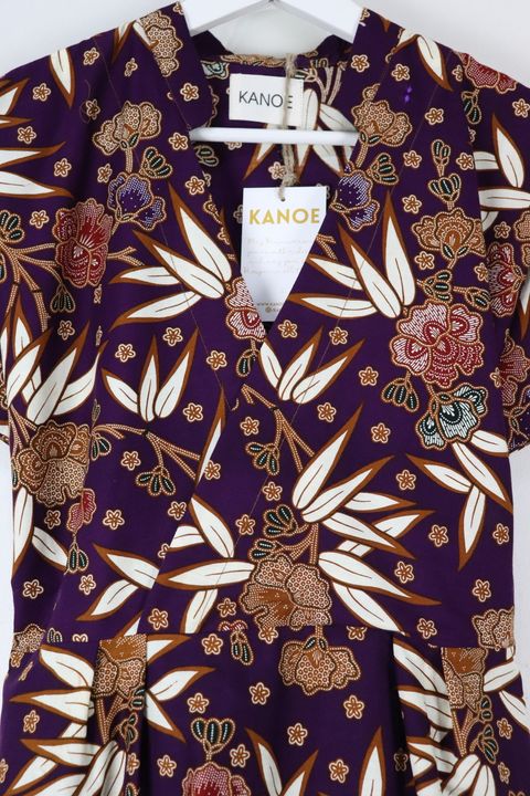 Kimono-wrap-dress-with-mandarin-collar-40