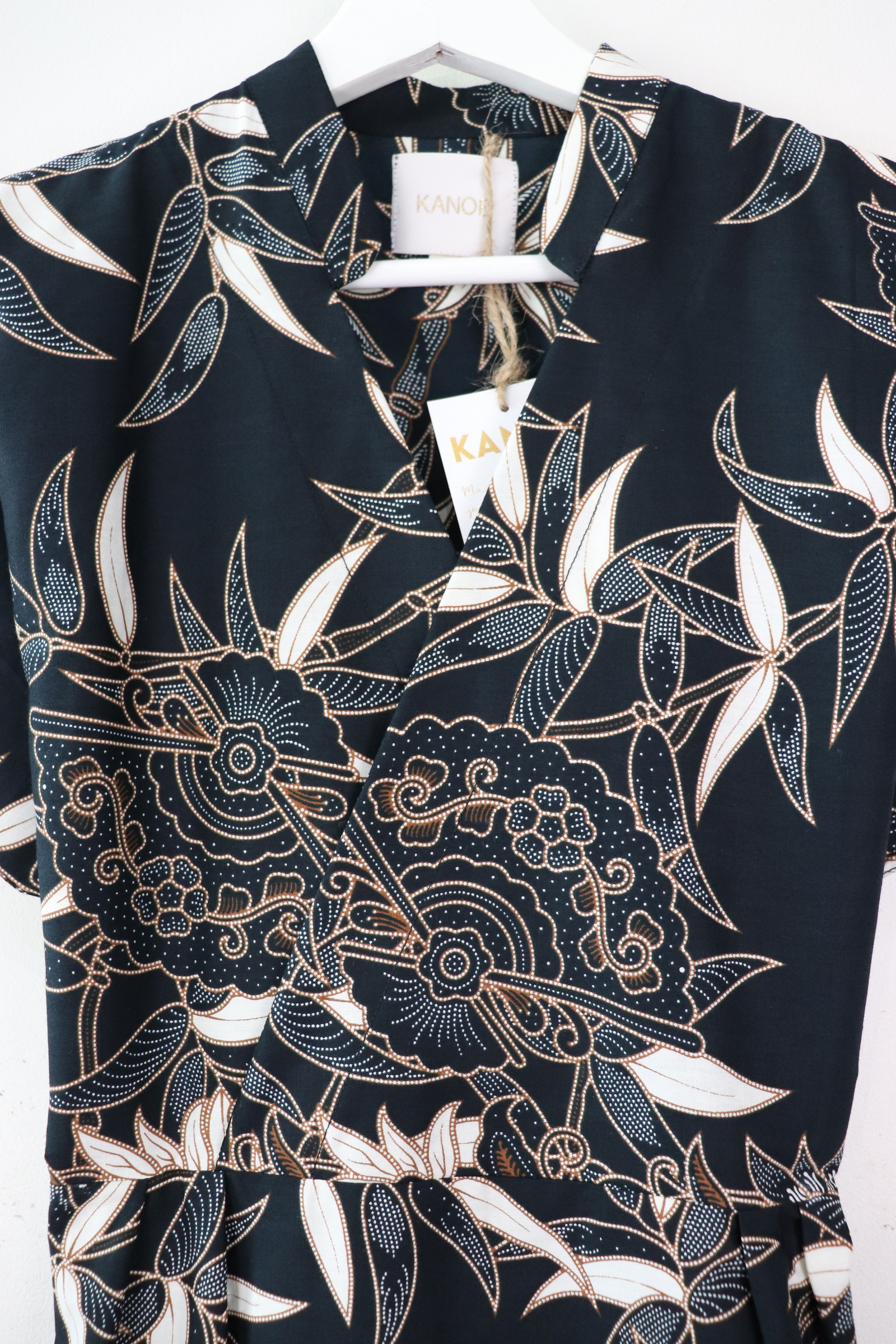 Kimono Wrap Dress w/ Mandarin Collar - Xiao Mei [ Smaller Freesize ]