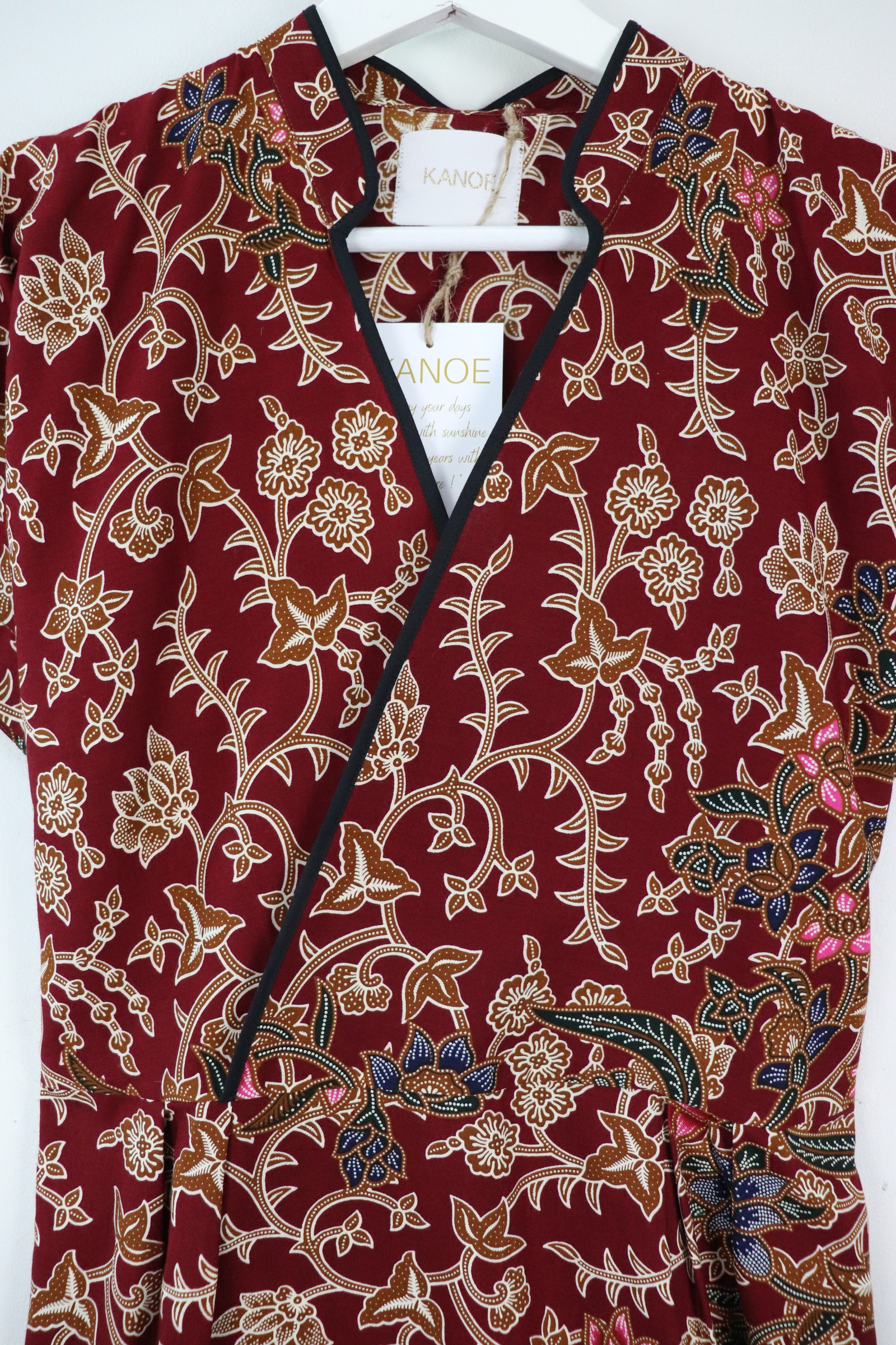 Black Border Kimono Wrap Dress - Tian Hong ( Mandarin Collar )