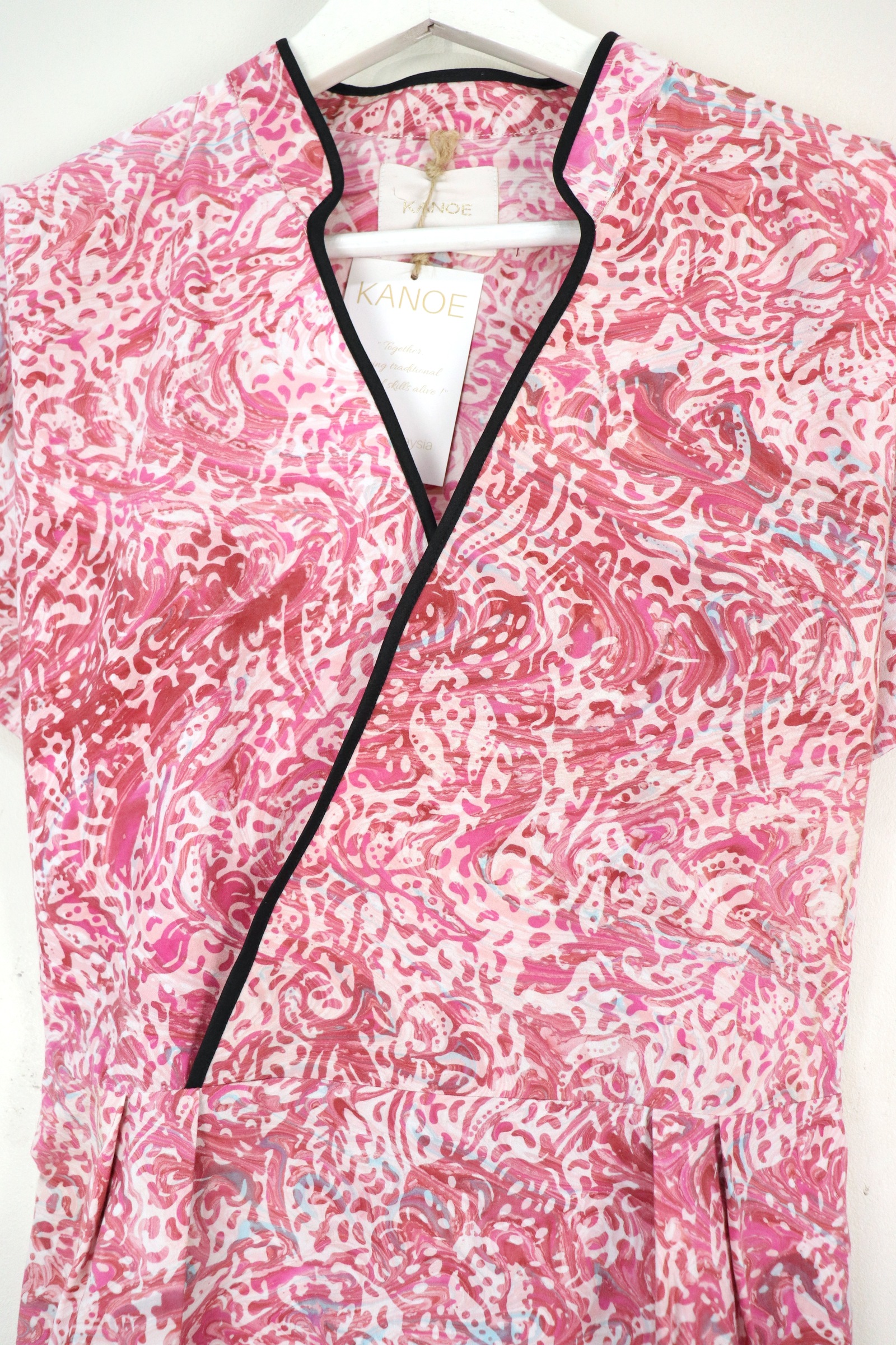 Handmade Black Border Kimono Wrap Dress - Hui Feng ( Mandarin Collar )
