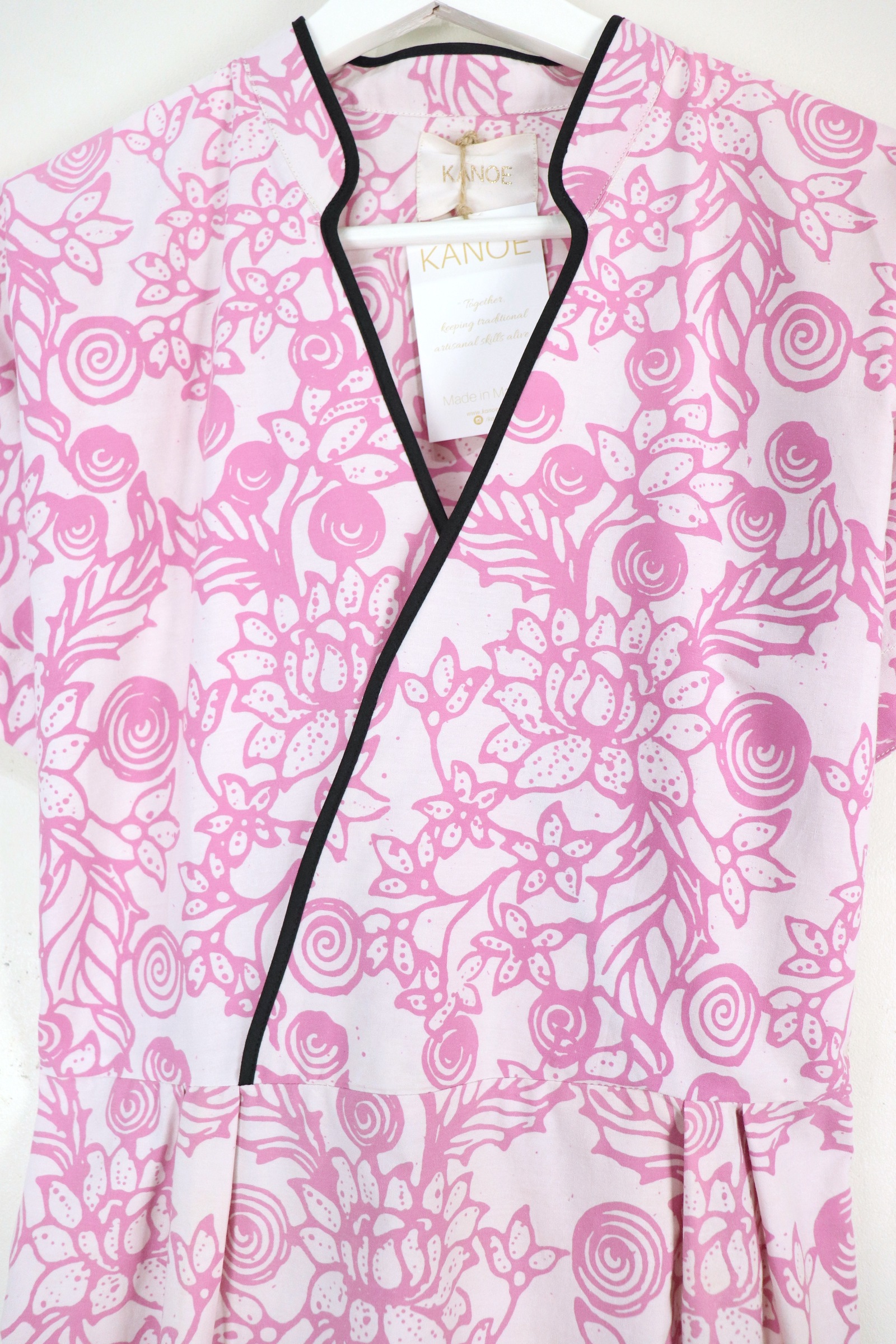 Handmade Black Border Kimono Wrap Dress - Hui Ang ( Mandarin Collar )