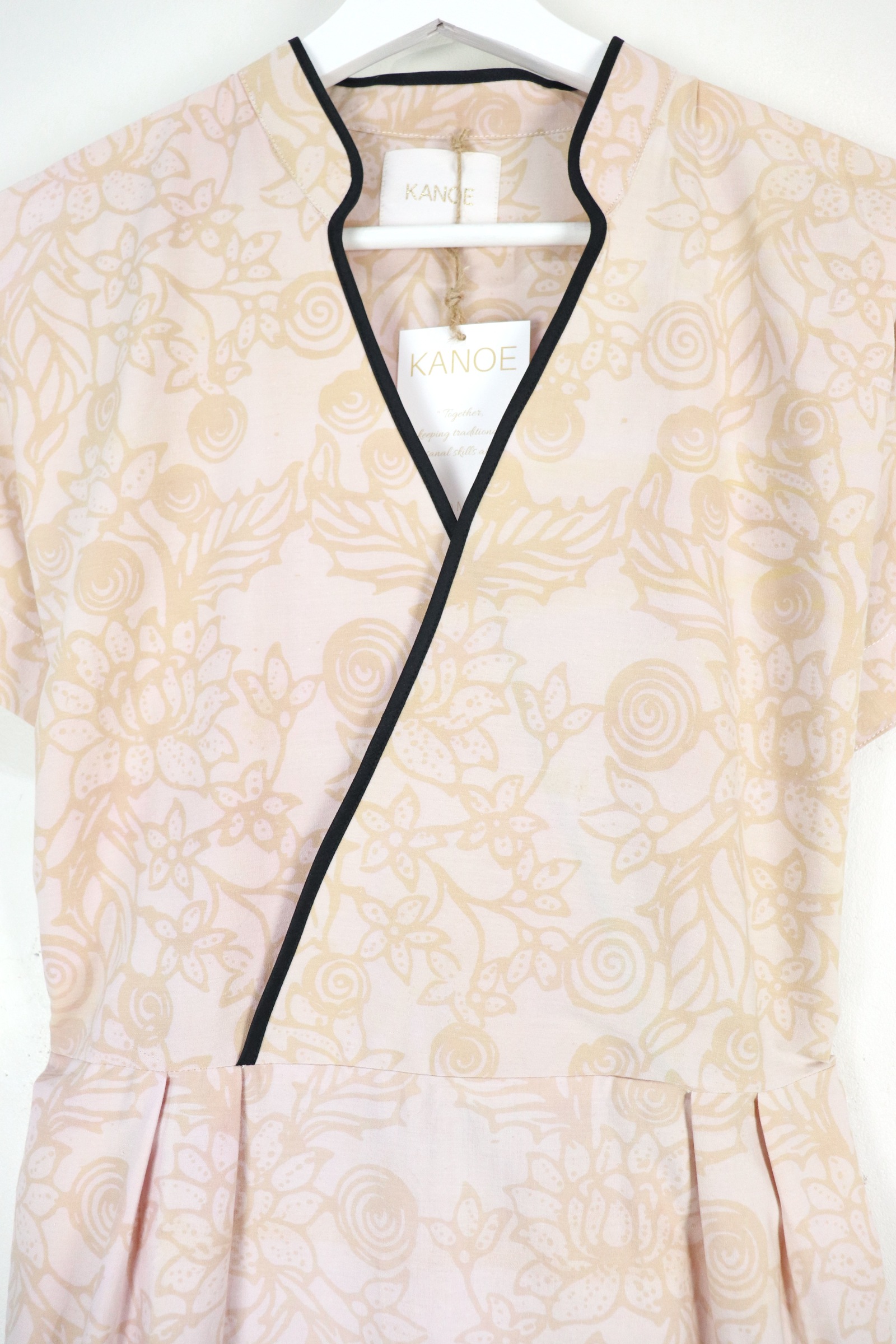 Handmade Black Border Kimono Wrap Dress - Hui Ming ( Mandarin Collar )