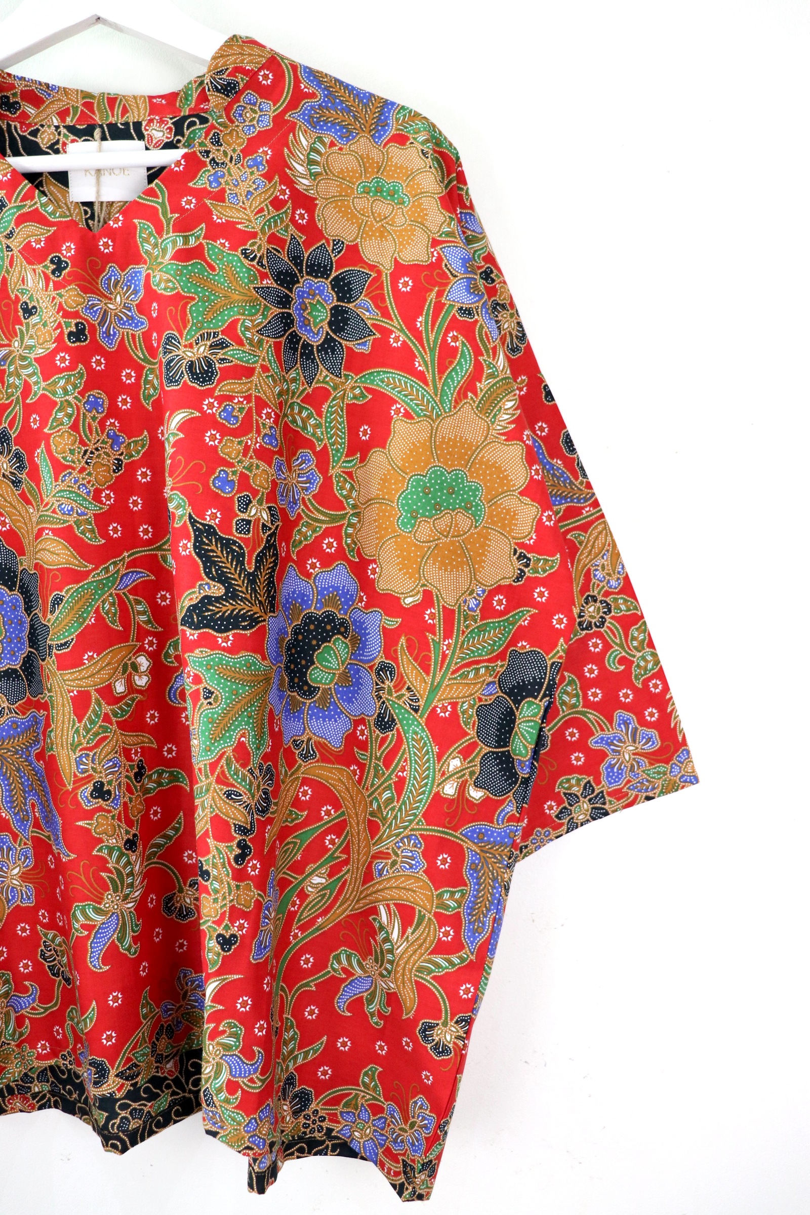 BIG GIRL Batik Top w/ Mandarin Collar - Ming Flowers