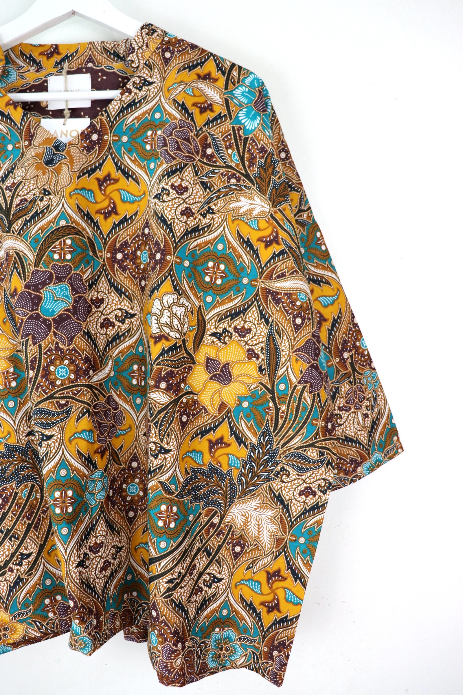 BIG GIRL Batik Top w/ Mandarin Collar - Ming Fortune