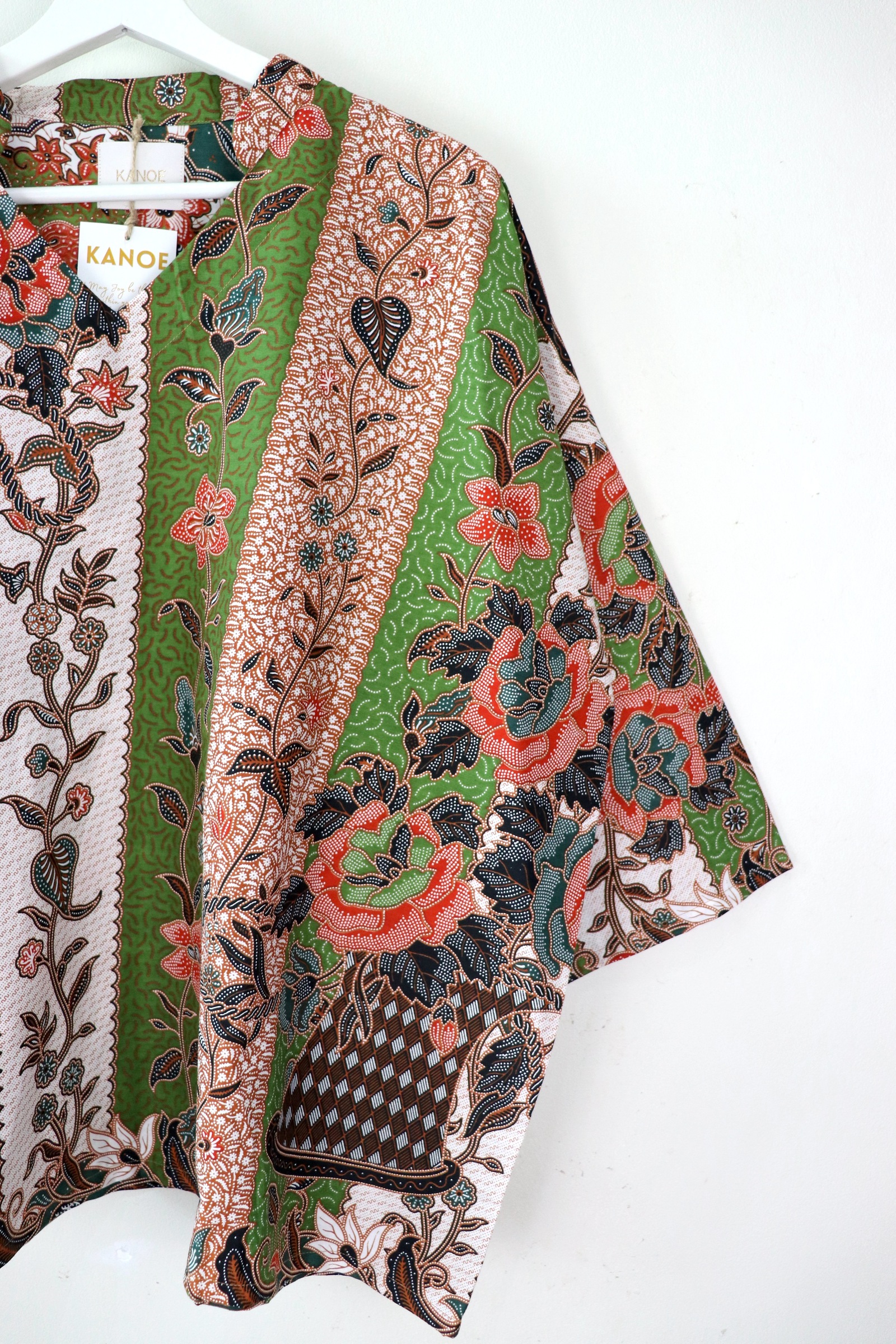BIG GIRL Batik Top w/ Mandarin Collar - Ming Spring