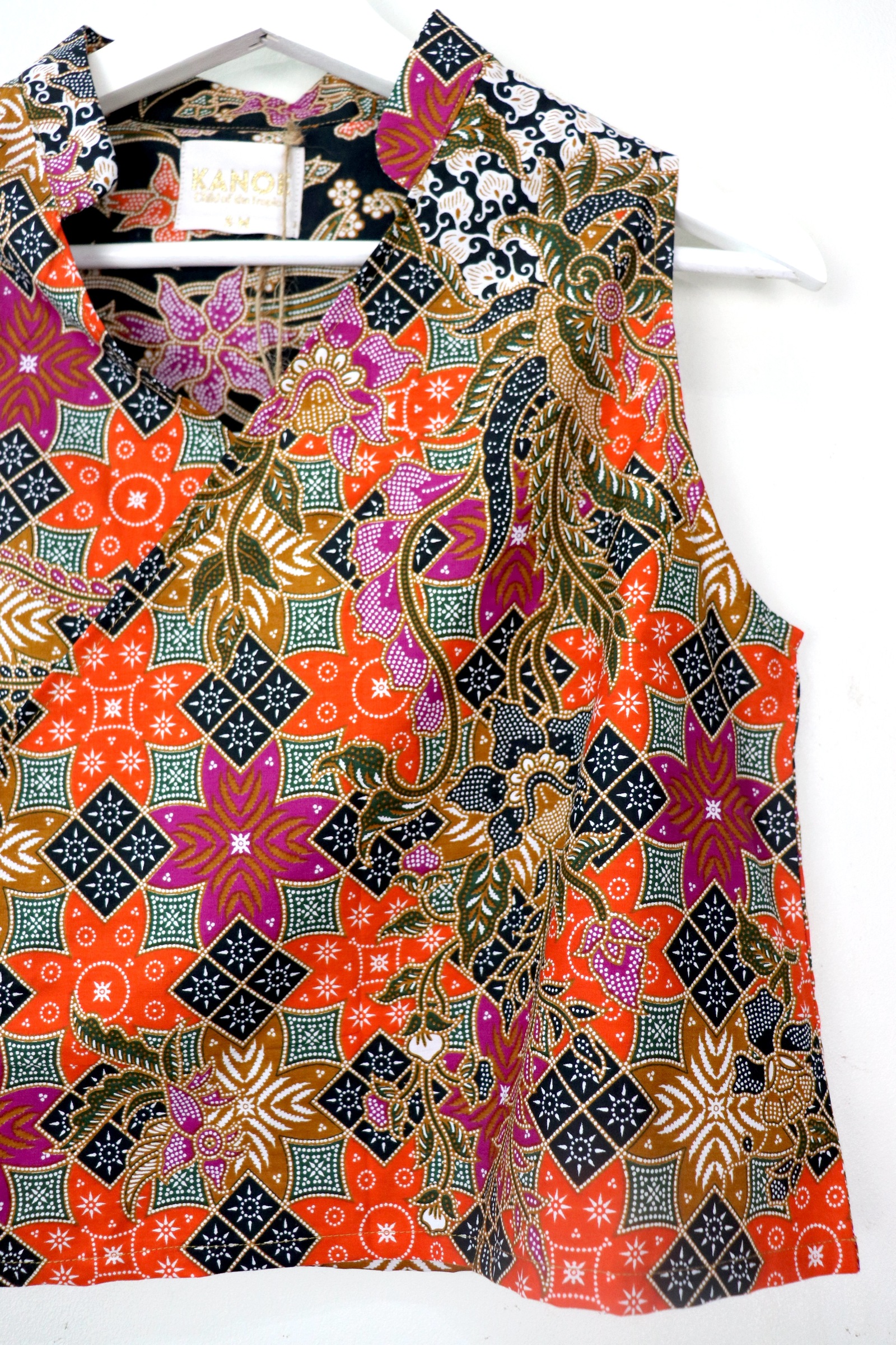 SamFu Cropped Batik Top - Kai Fang