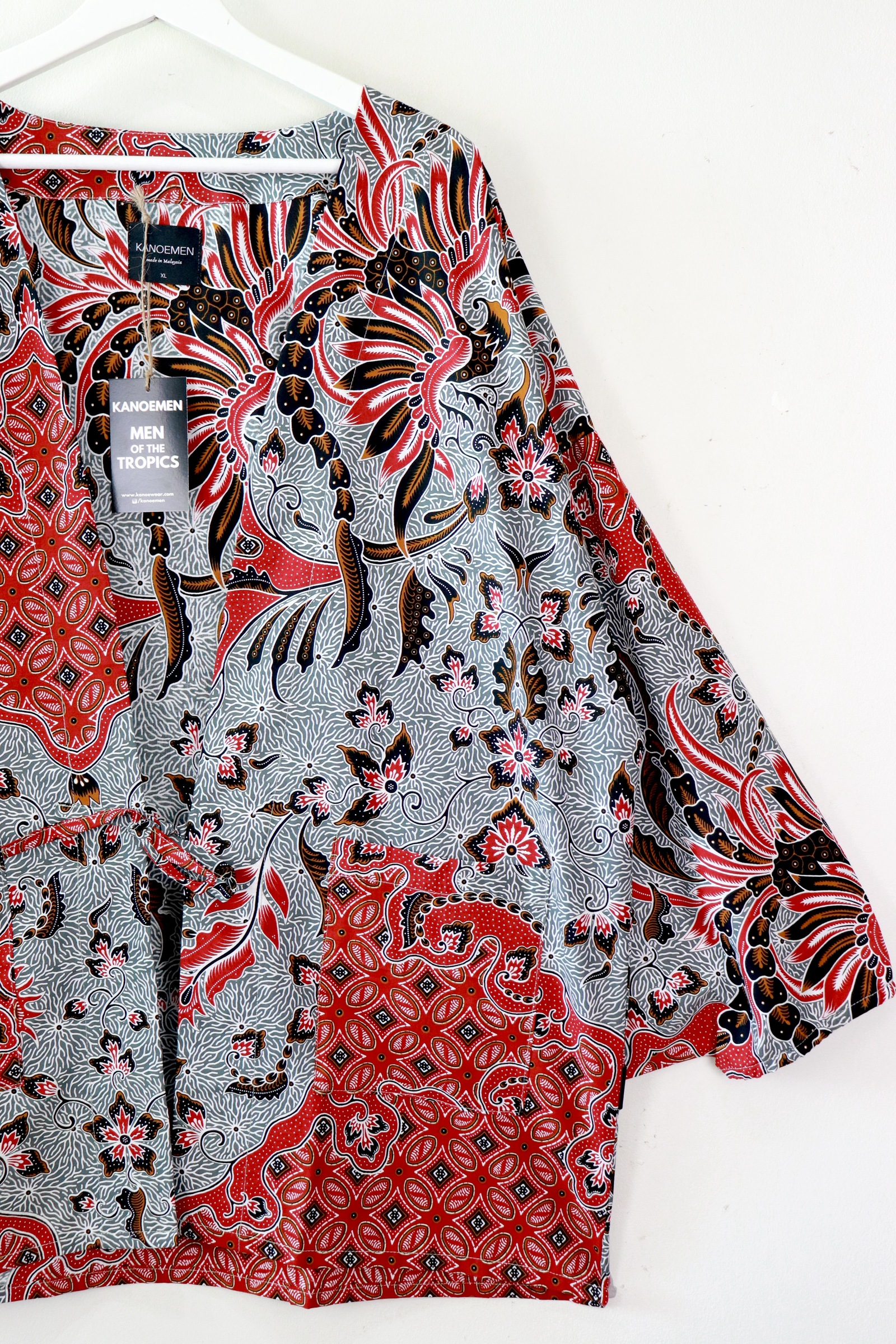 KANOEMEN Signature Batik Kimono - Divine Red