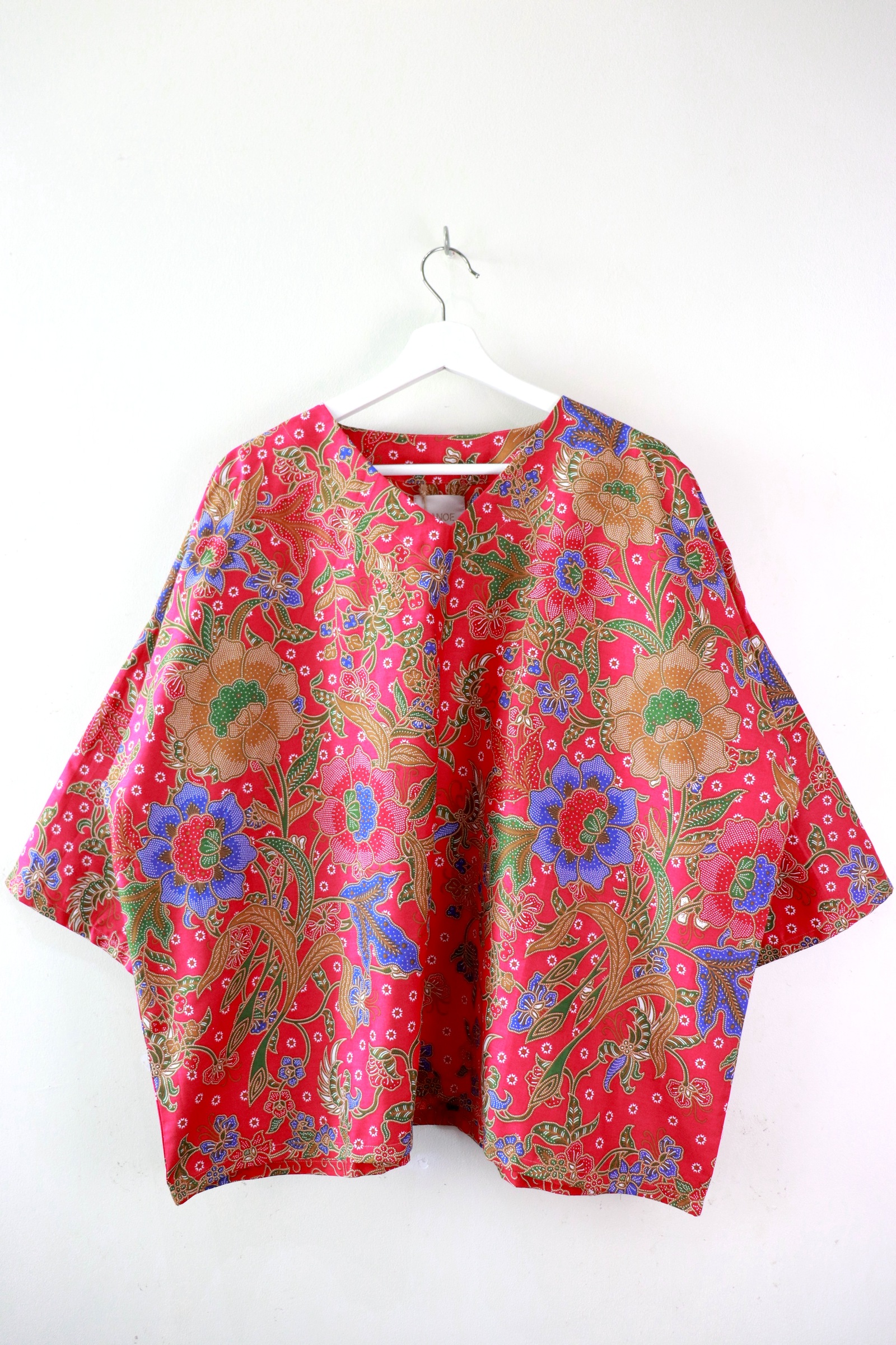 BIG GIRL Batik Top - Cervena