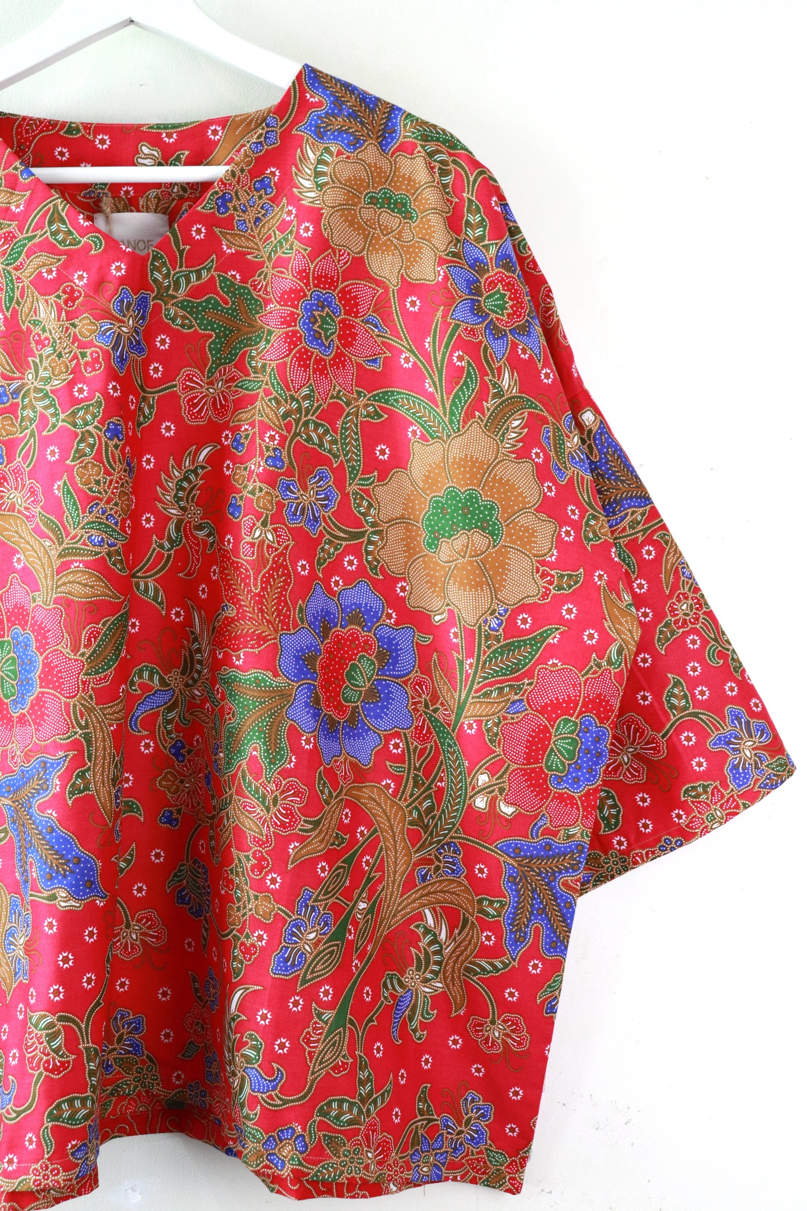 BIG GIRL Batik Top - Cervena
