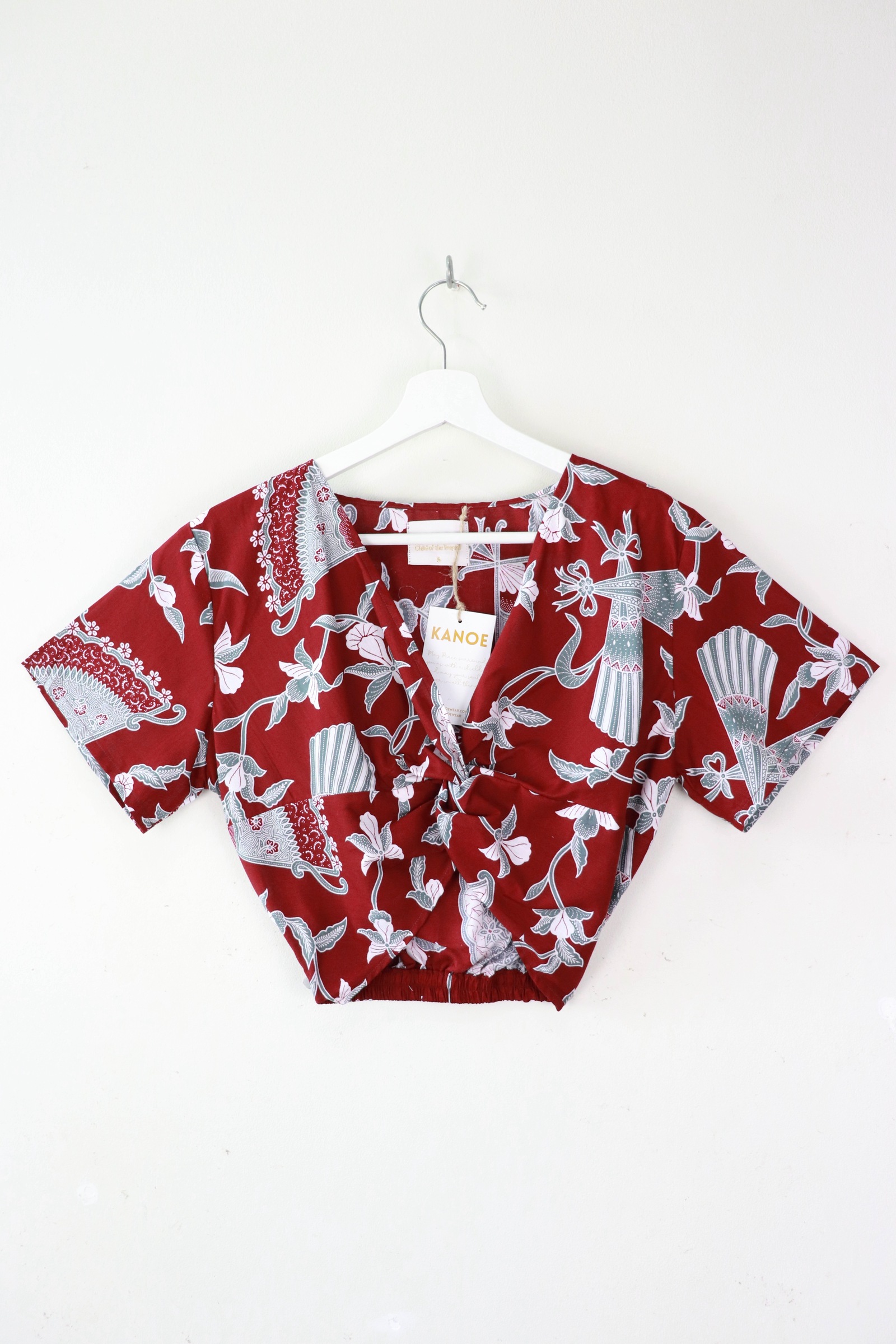 Twisted Front Batik Top - Amarylis Fans