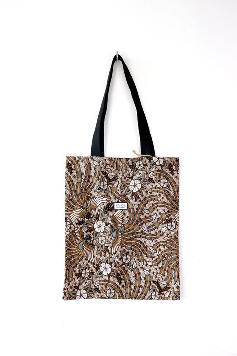 mid-batik-tote-bag-2