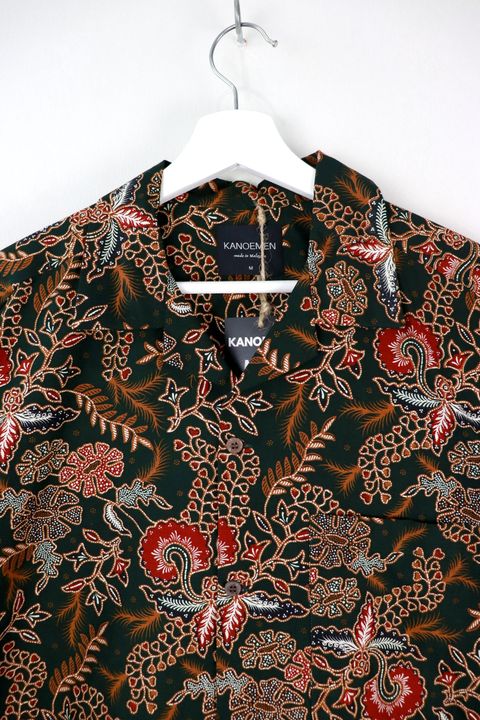 kanoemen-open-collared-batik-shirt-22