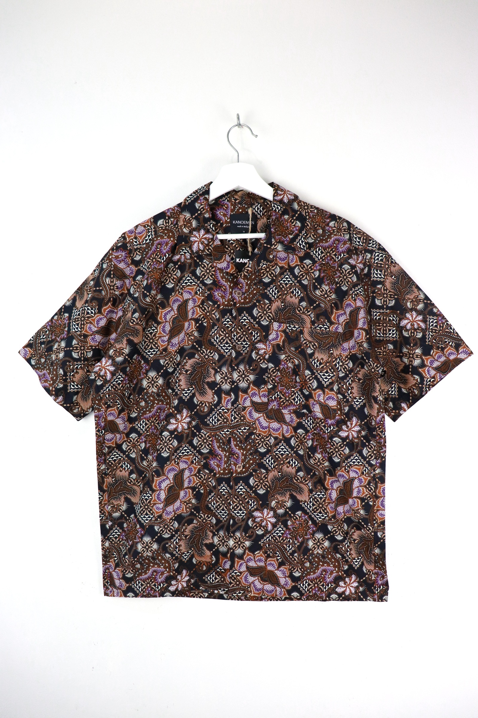 KANOEMEN Open Collar Batik Shirt - Emmett [ M ] 