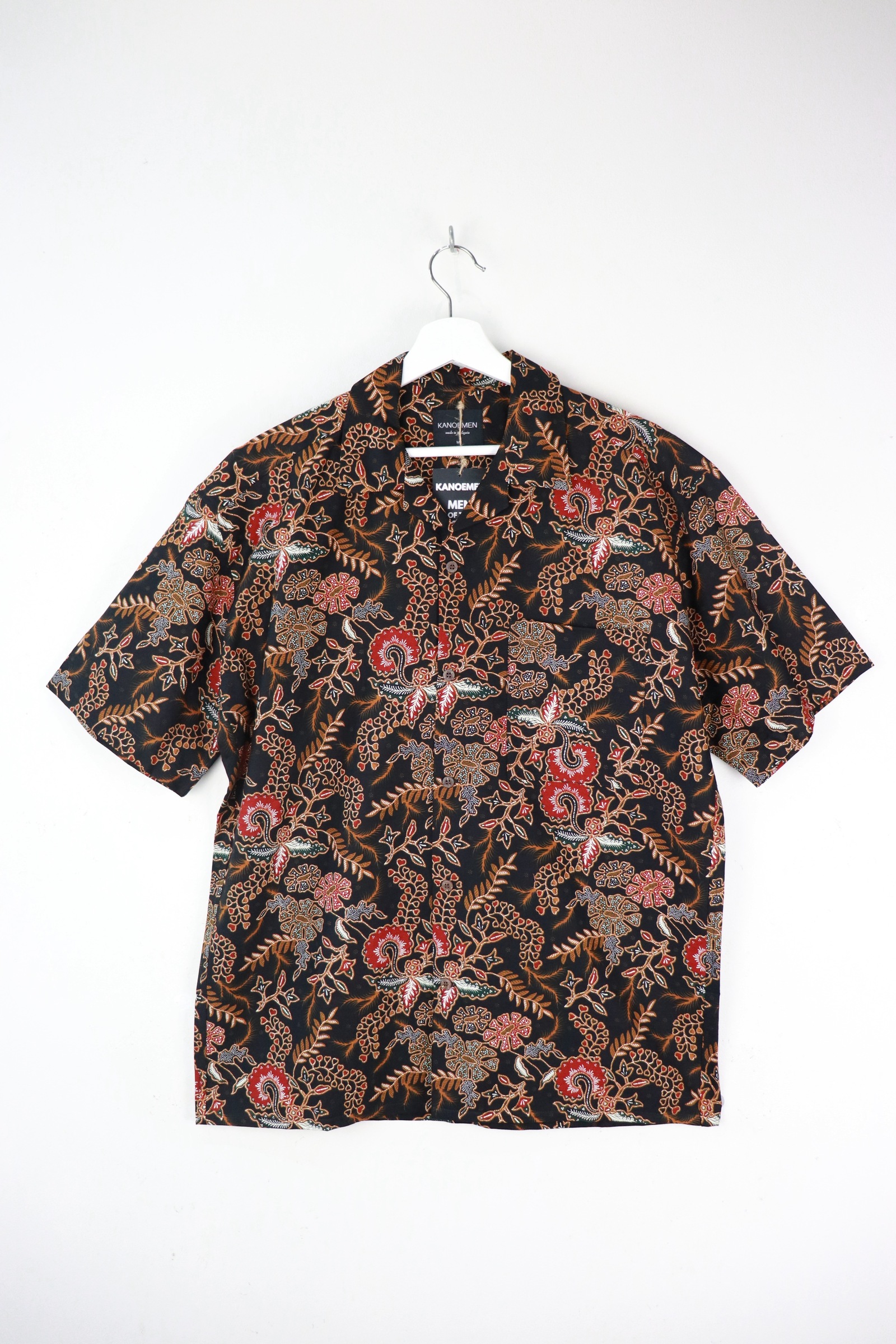 KANOEMEN Open Collar Batik Shirt - Vincent [ M / L  ] 
